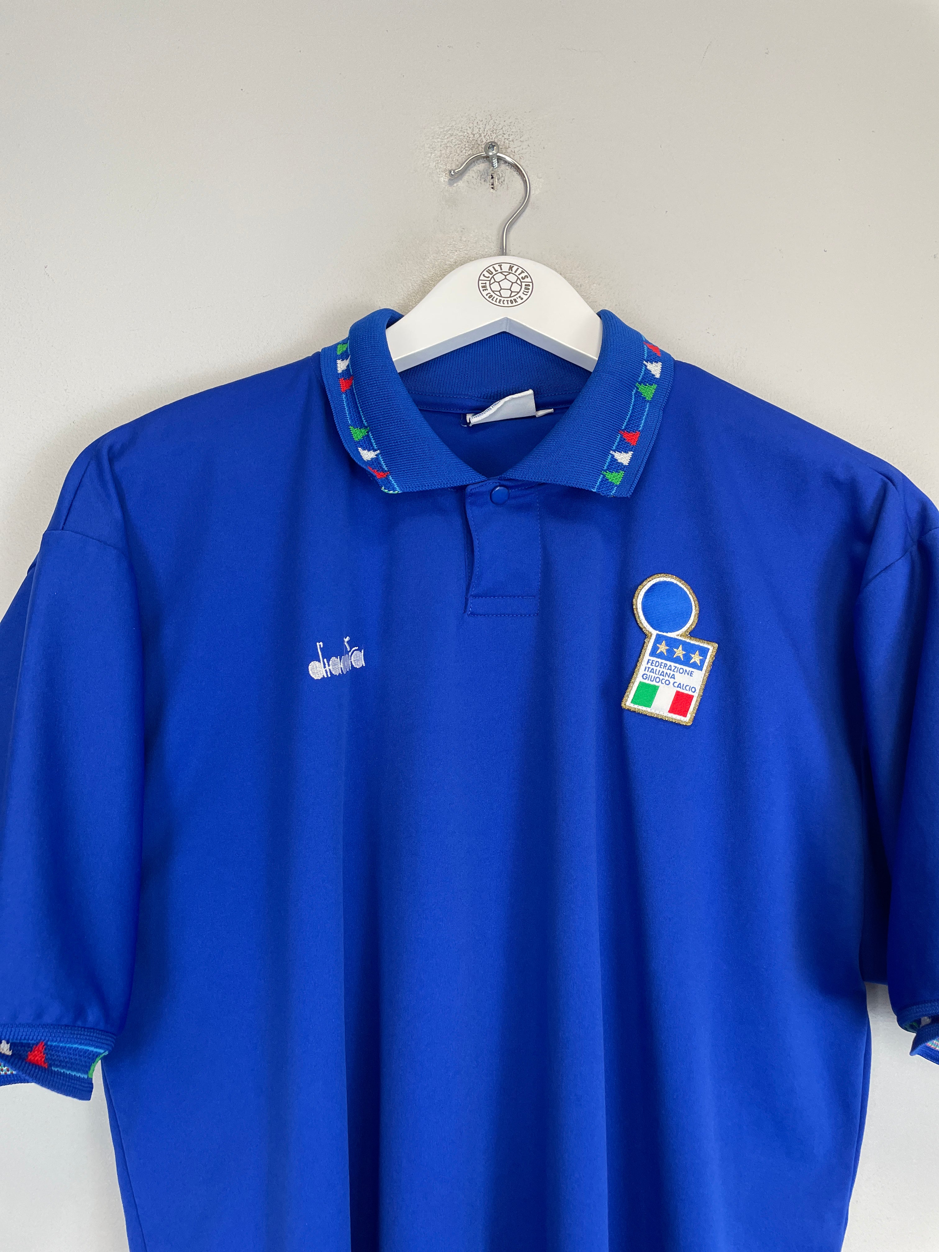 Shop 1992/93 ITALY HOME SHIRT (XL) DIADORA, classic football shirts, vintage football shirts & retro soccer jerseys at Cult Kits
