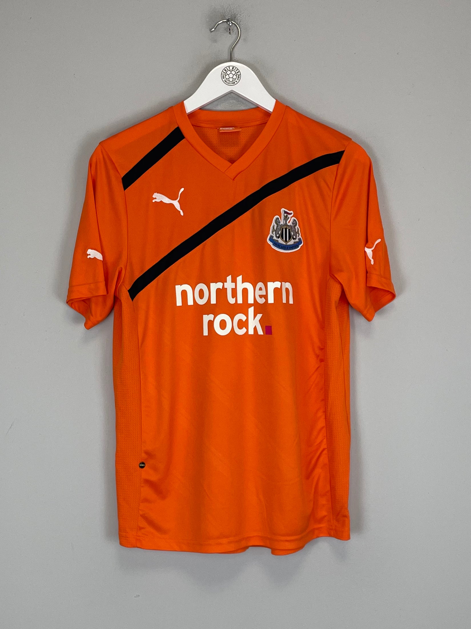 Shop 2011/12 NEWCASTLE UNITED FERNANDO #10 AWAY SHIRT (S) PUMA, classic football shirts, vintage football shirts & retro soccer jerseys at Cult Kits