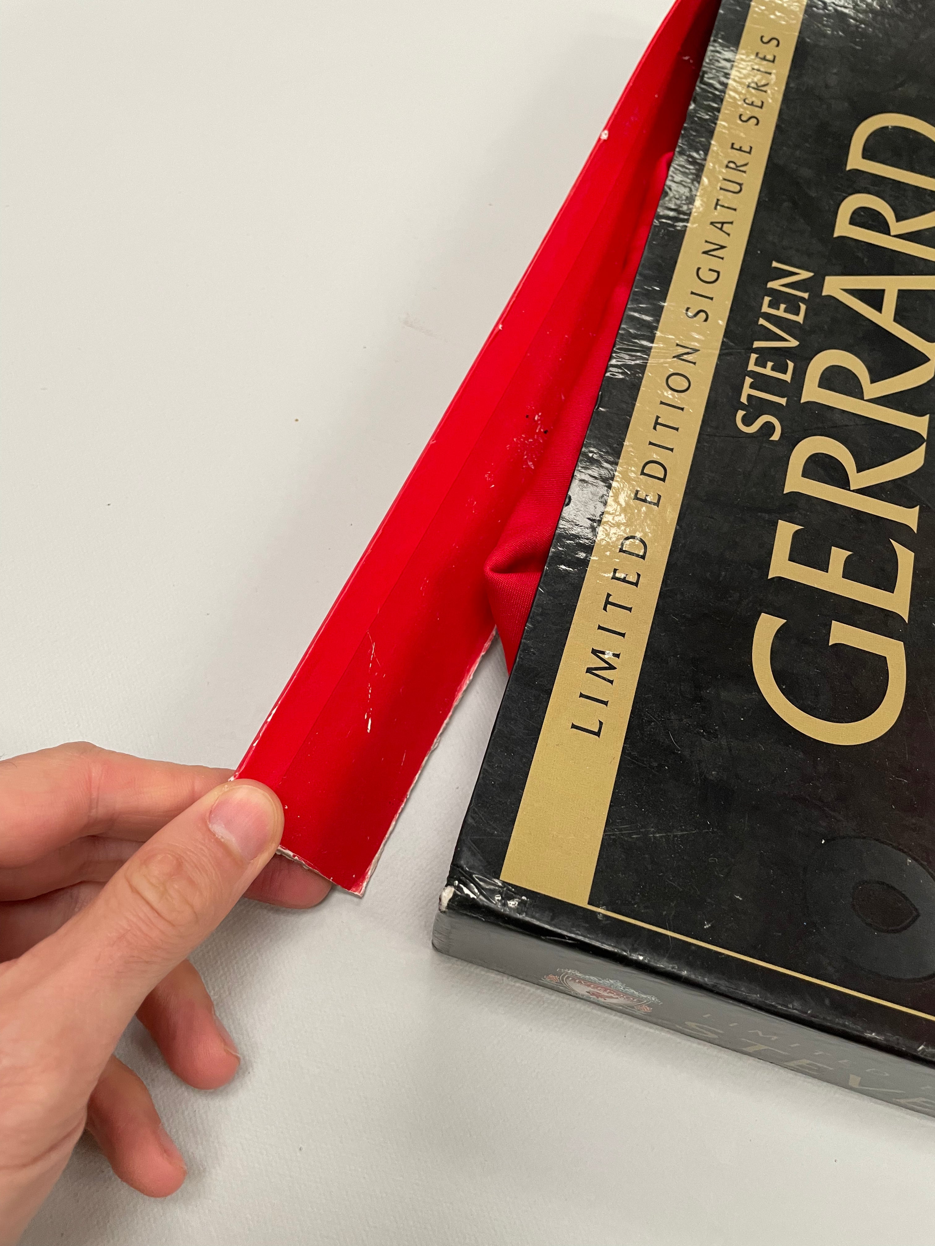 Shop 2007/08 LIVERPOOL GERRARD *LTD EDITION SIGNED* SHIRT (M) ADIDAS, classic football shirts, vintage football shirts & retro soccer jerseys at Cult Kits