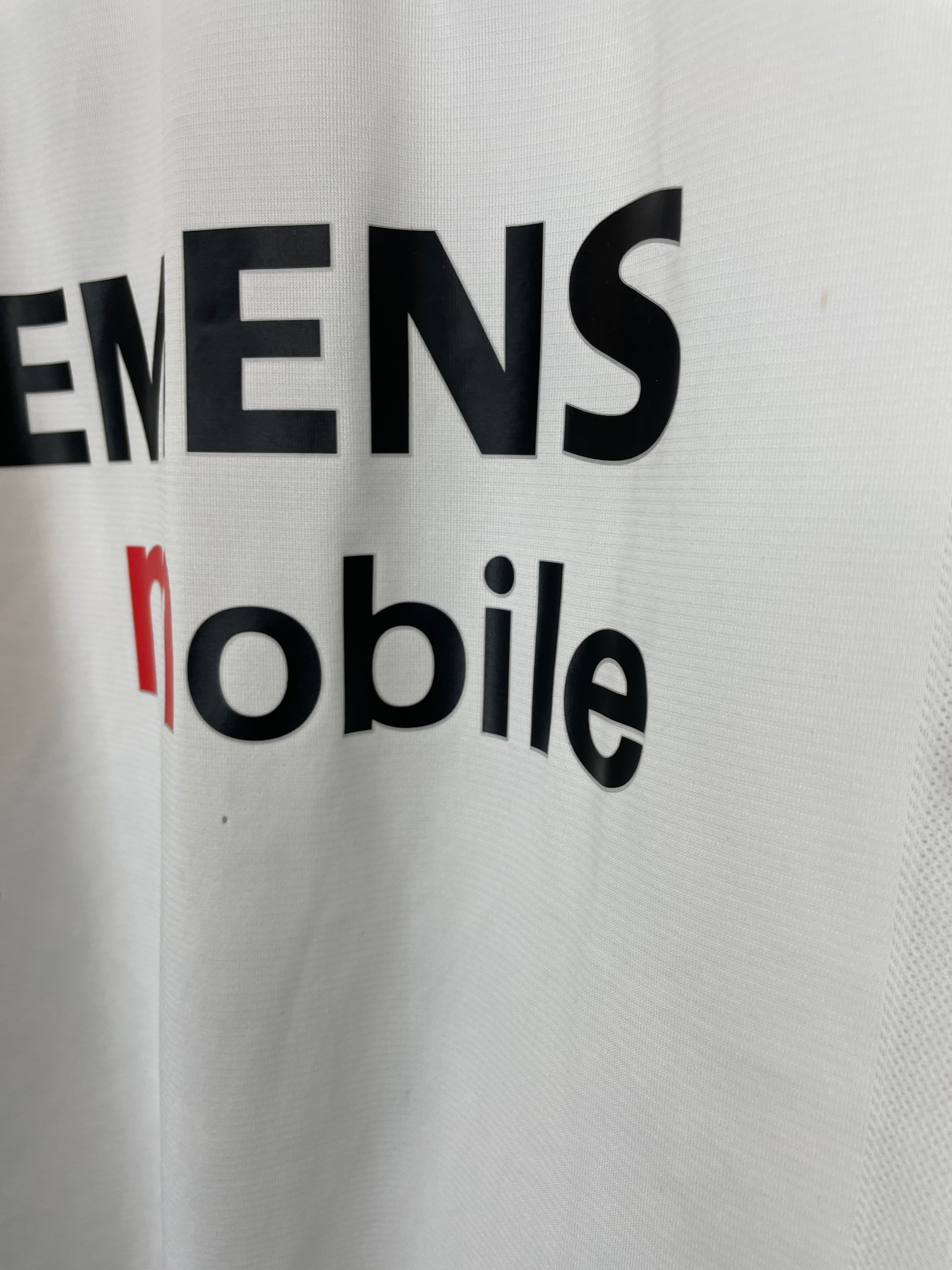 Shop 2003/04 REAL MADRID ZIDANE #5 HOME SHIRT (XL) ADIDAS, classic football shirts, vintage football shirts & retro soccer jerseys at Cult Kits