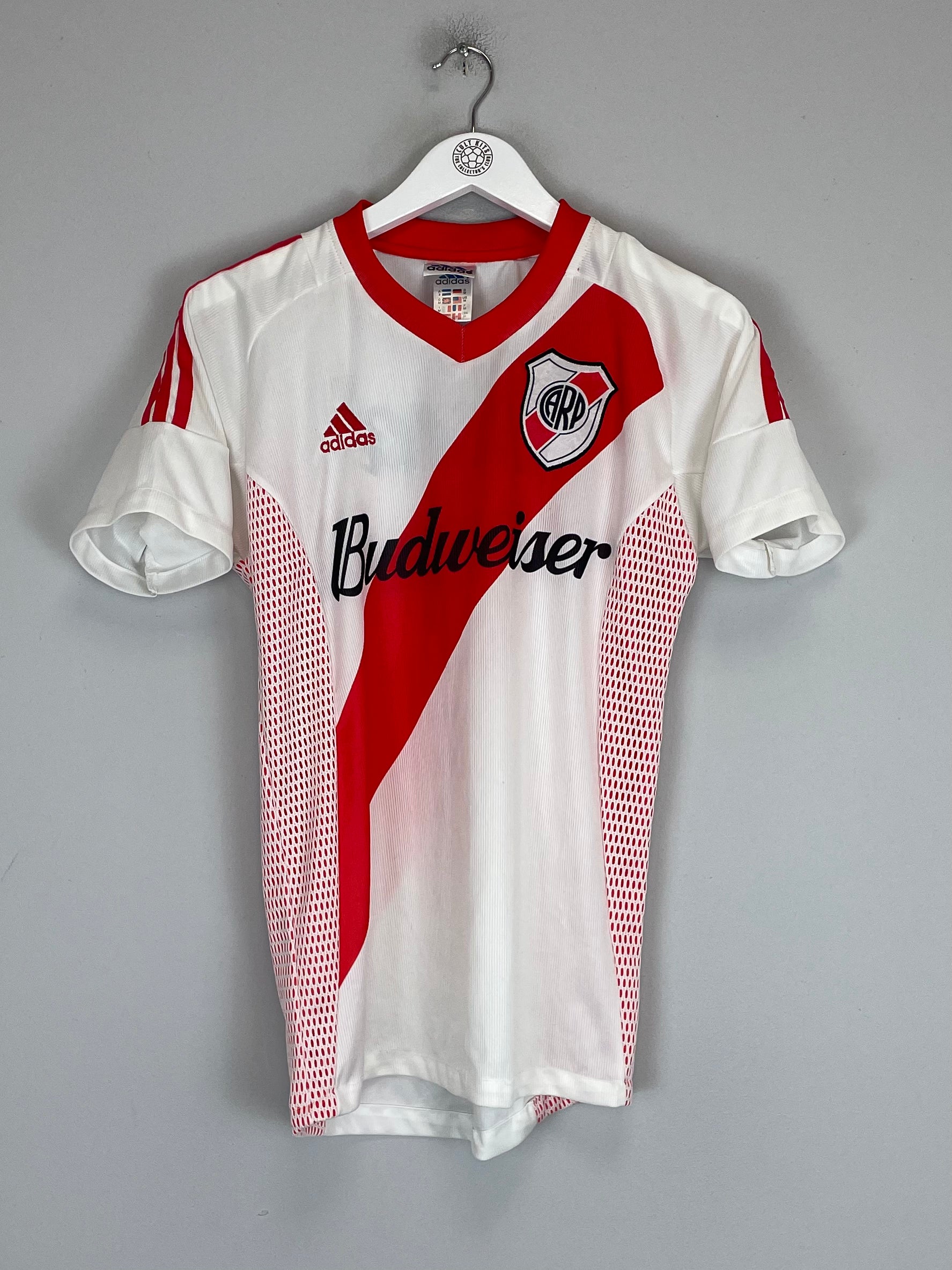 Shop 2002/03 RIVER PLATE HOME SHIRT (M) ADIDAS, classic football shirts, vintage football shirts & retro soccer jerseys at Cult Kits