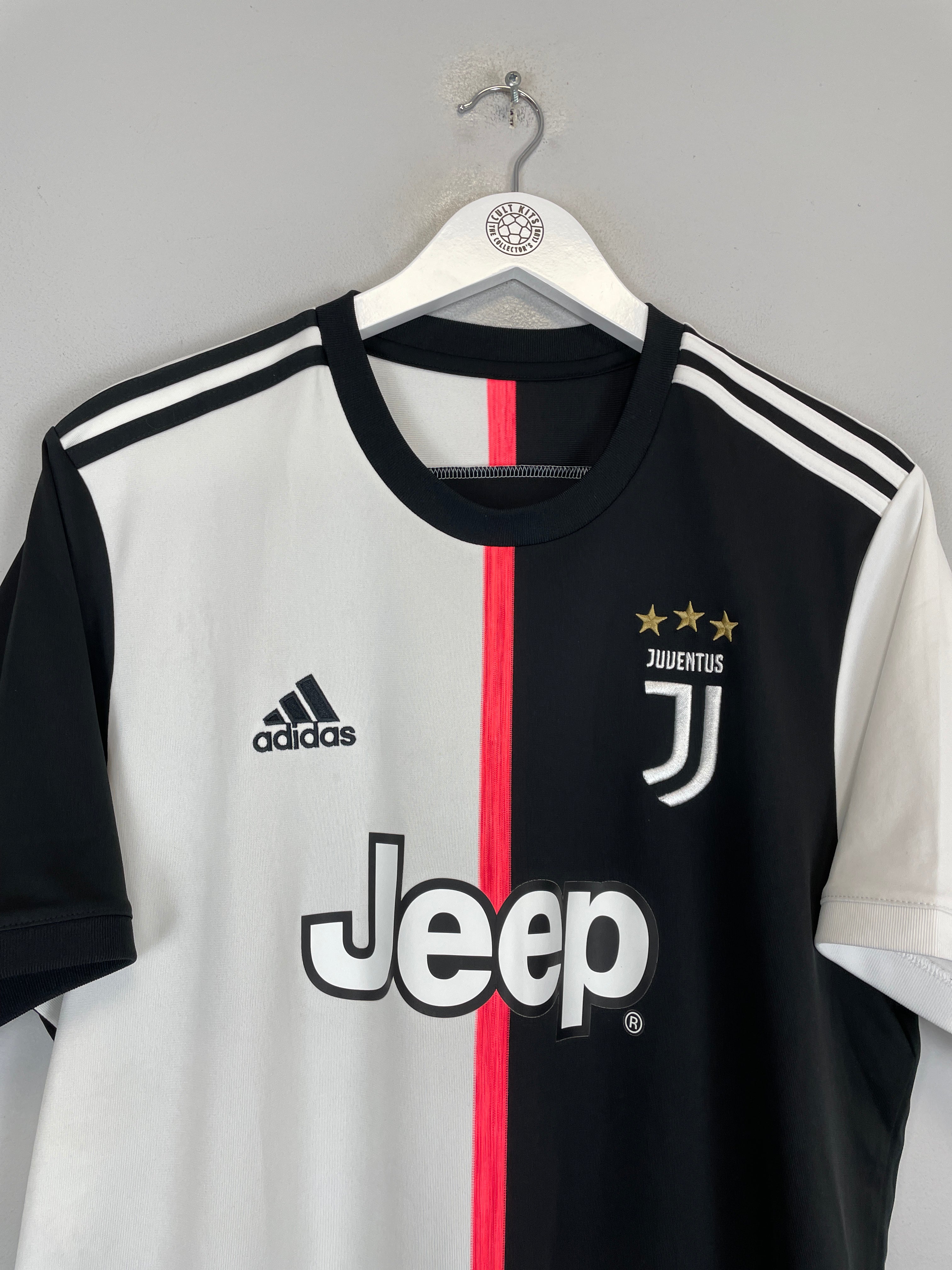 Shop 2019/20 JUVENTUS RONALDO #7 'ARABIC' HOME SHIRT (XL) ADIDAS, classic football shirts, vintage football shirts & retro soccer jerseys at Cult Kits