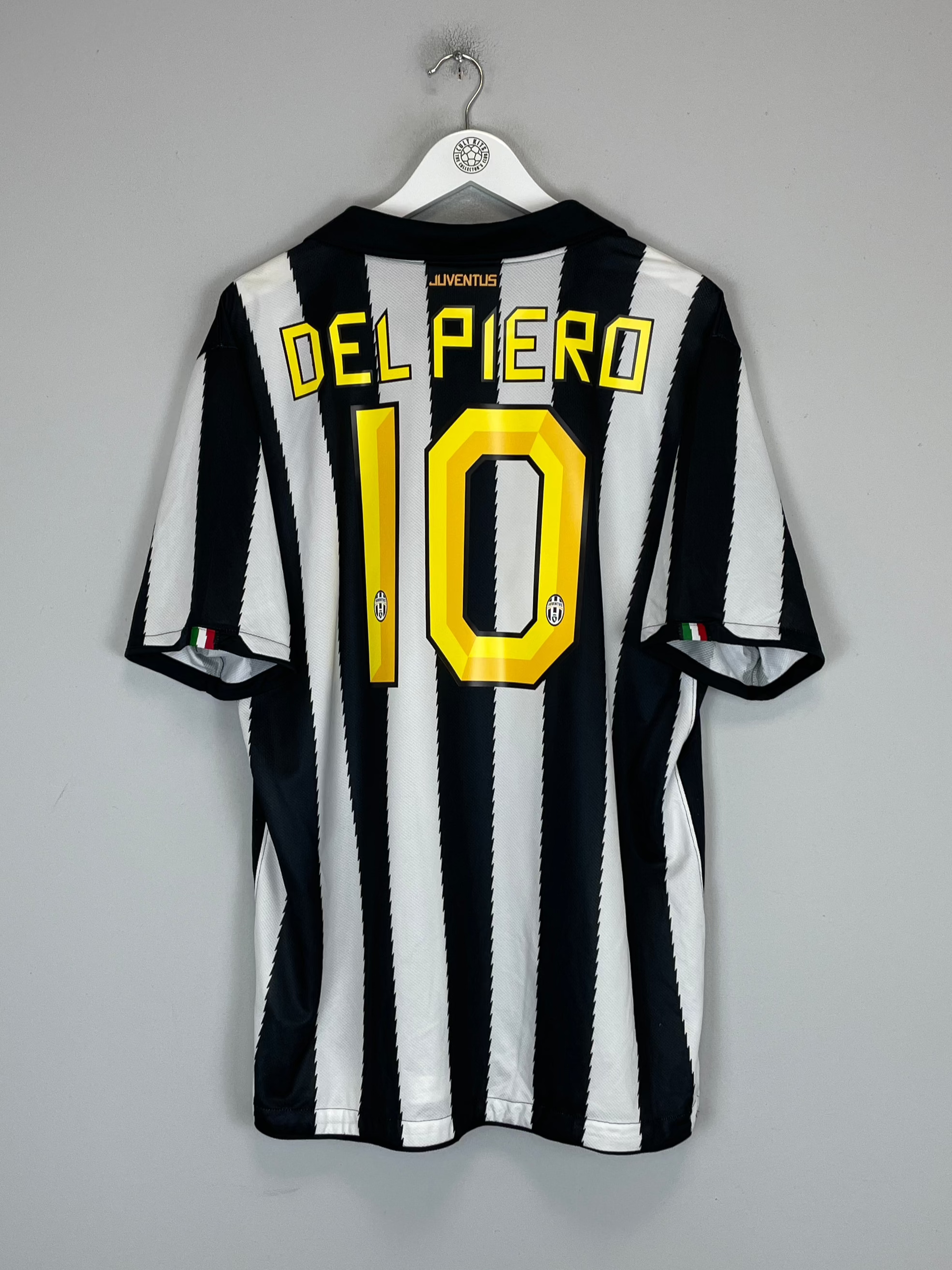 Shop 2010/11 JUVENTUS DEL PIERO #10 HOME SHIRT (XL) NIKE, classic football shirts, vintage football shirts & retro soccer jerseys at Cult Kits