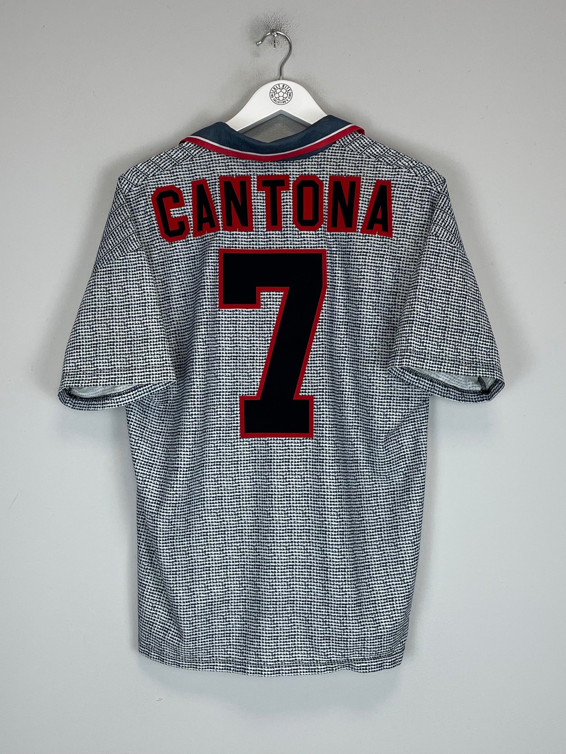Shop 1995/96 MANCHESTER UNITED CANTONA #7 AWAY SHIRT (M) UMBRO, classic football shirts, vintage football shirts & retro soccer jerseys at Cult Kits
