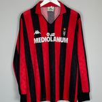 Shop 1989/90 AC MILAN L/S HOME SHIRT (XL) KAPPA, classic football shirts, vintage football shirts & retro soccer jerseys at Cult Kits