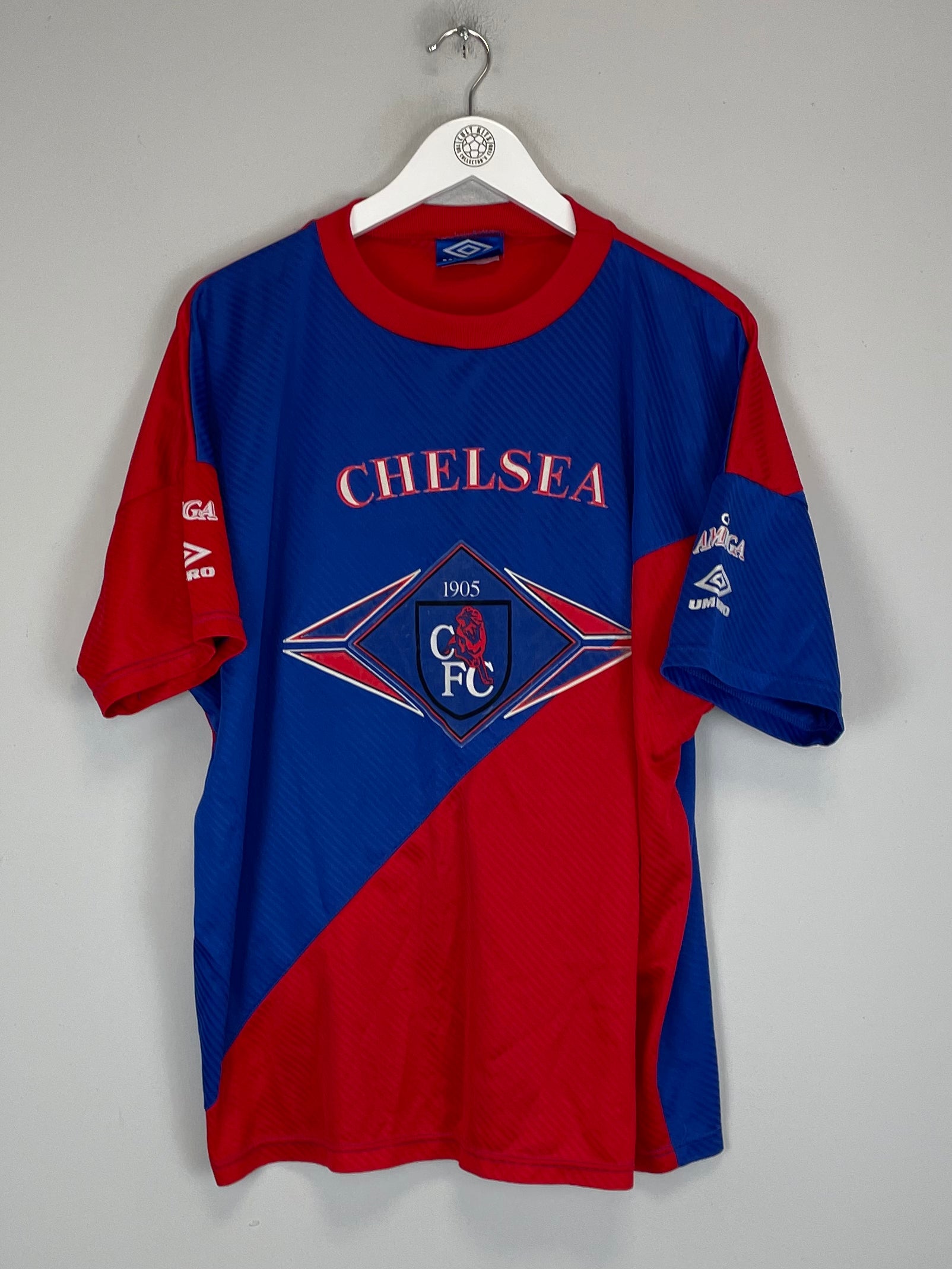 Shop 1993/94 CHELSEA TRAINING SHIRT (XL) UMBRO, classic football shirts, vintage football shirts & retro soccer jerseys at Cult Kits