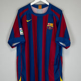 Shop 2005/06 BARCELONA RONALDINHO #10 HOME SHIRT (XL) NIKE, classic football shirts, vintage football shirts & retro soccer jerseys at Cult Kits