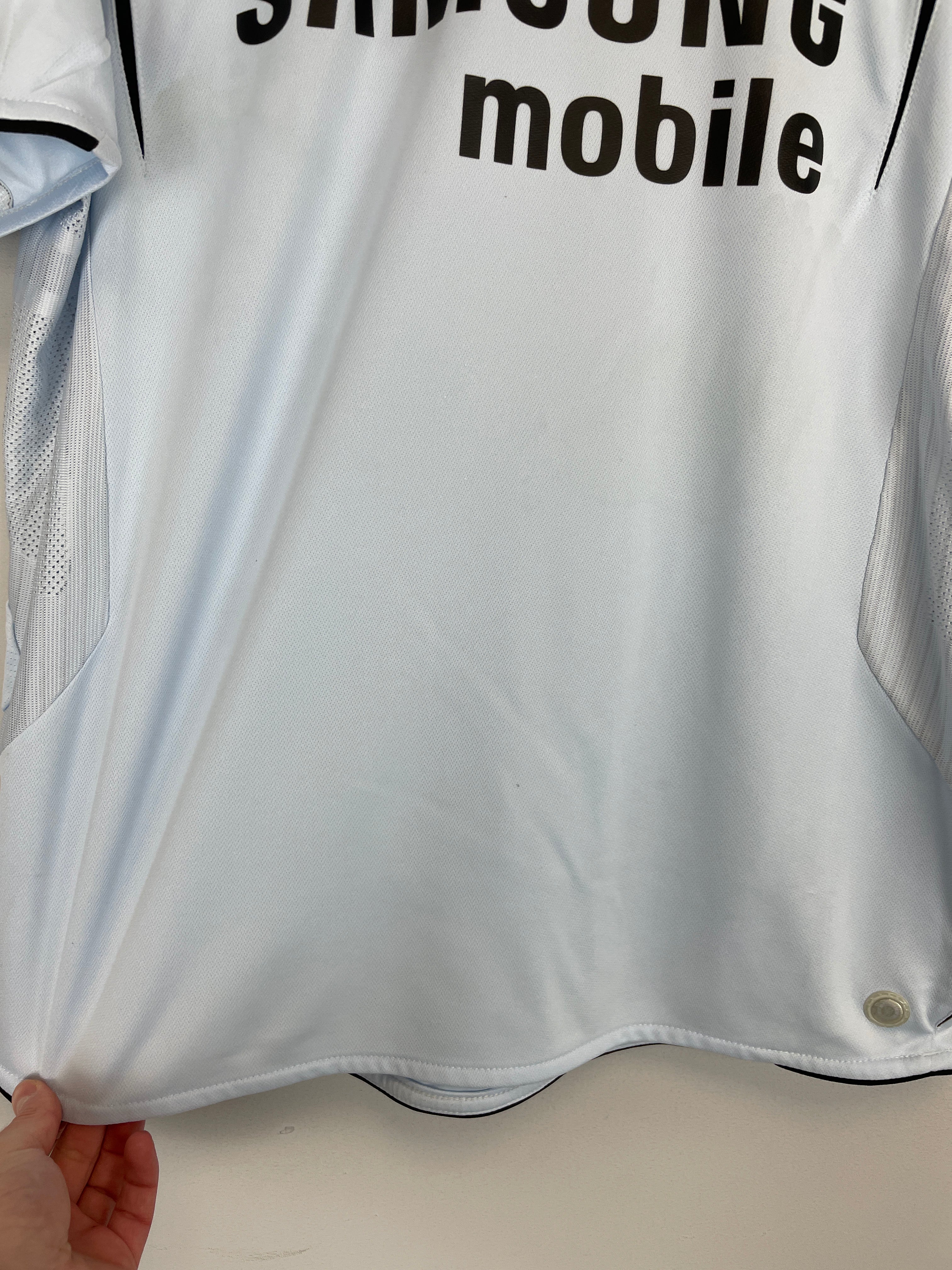 Shop 2005/06 CHELSEA DROGBA #15 C/L AWAY SHIRT (L) UMBRO, classic football shirts, vintage football shirts & retro soccer jerseys at Cult Kits