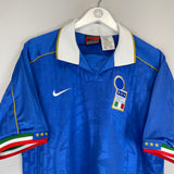 Shop 1995/96 ITALY #15 (BAGGIO) HOME SHIRT (L) NIKE, classic football shirts, vintage football shirts & retro soccer jerseys at Cult Kits
