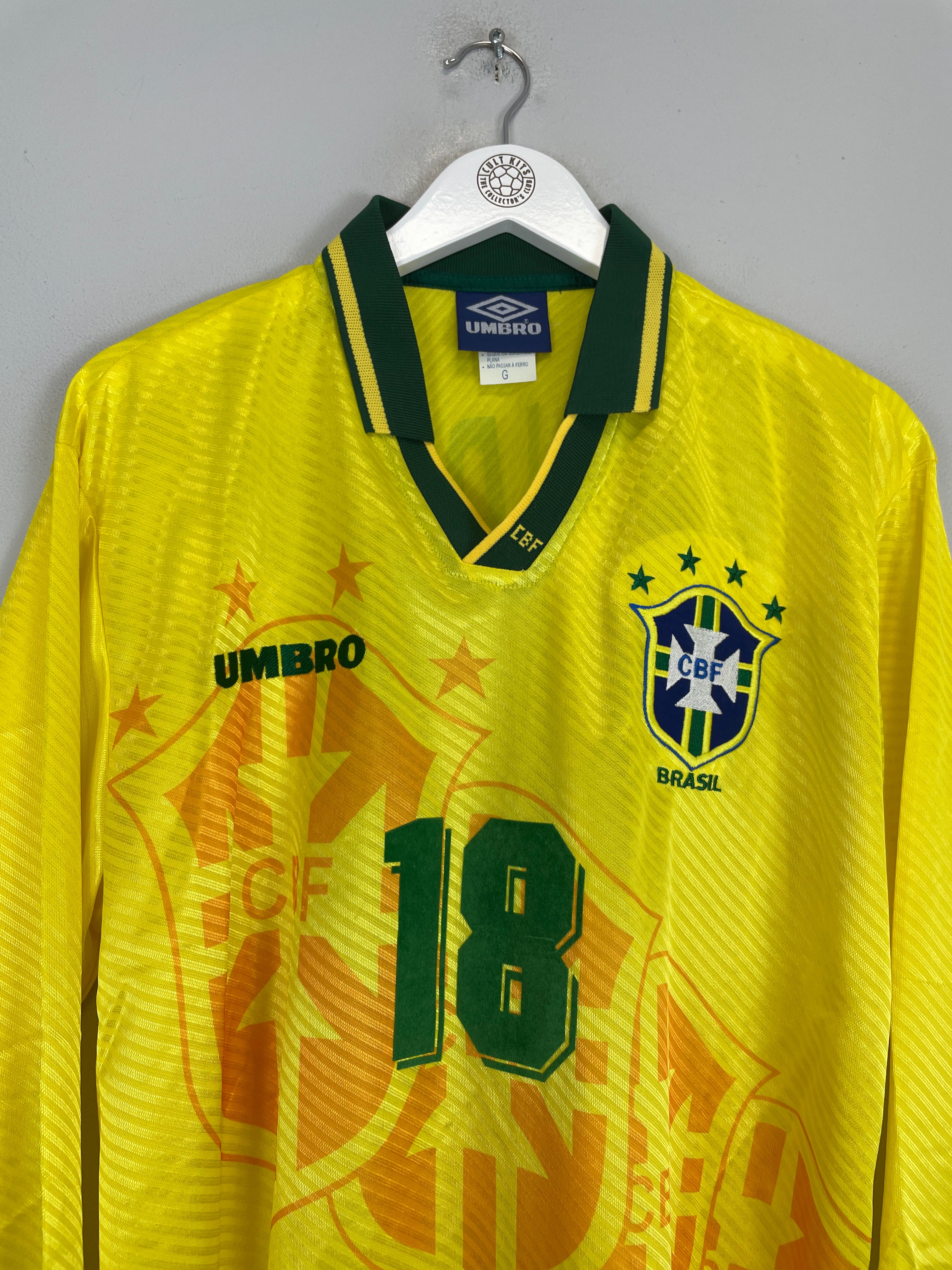 Shop 1994/97 BRAZIL RONALDINHO #18 L/S *PLAYER ISSUE* HOME SHIRT (L) UMBRO, classic football shirts, vintage football shirts & retro soccer jerseys at Cult Kits