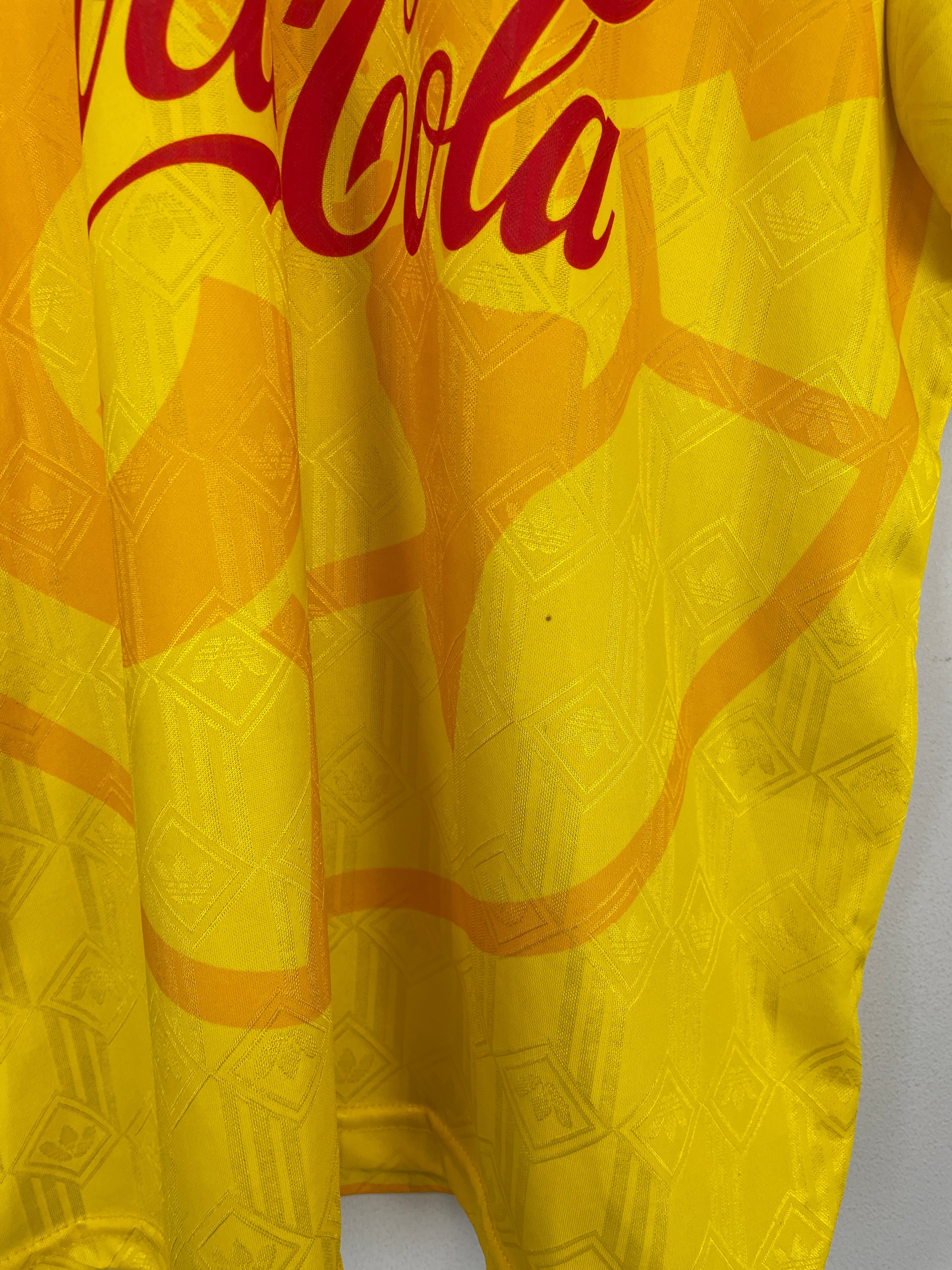 Shop 1996/98 CLUB AMERICA HOME SHIRT (L) ADIDAS, classic football shirts, vintage football shirts & retro soccer jerseys at Cult Kits