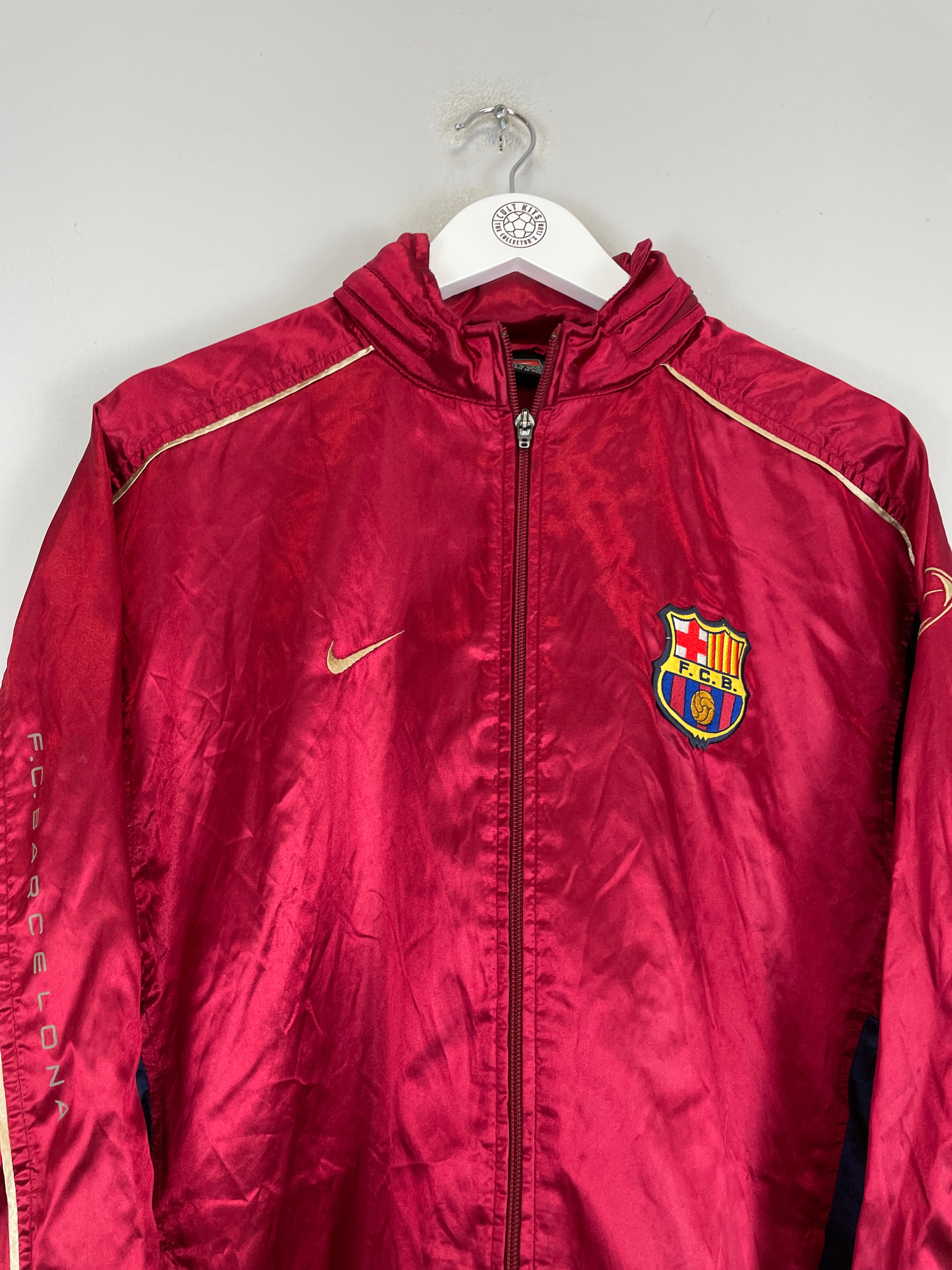 Shop 2001/02 BARCELONA TRACK JACKET (M) NIKE, classic football shirts, vintage football shirts & retro soccer jerseys at Cult Kits