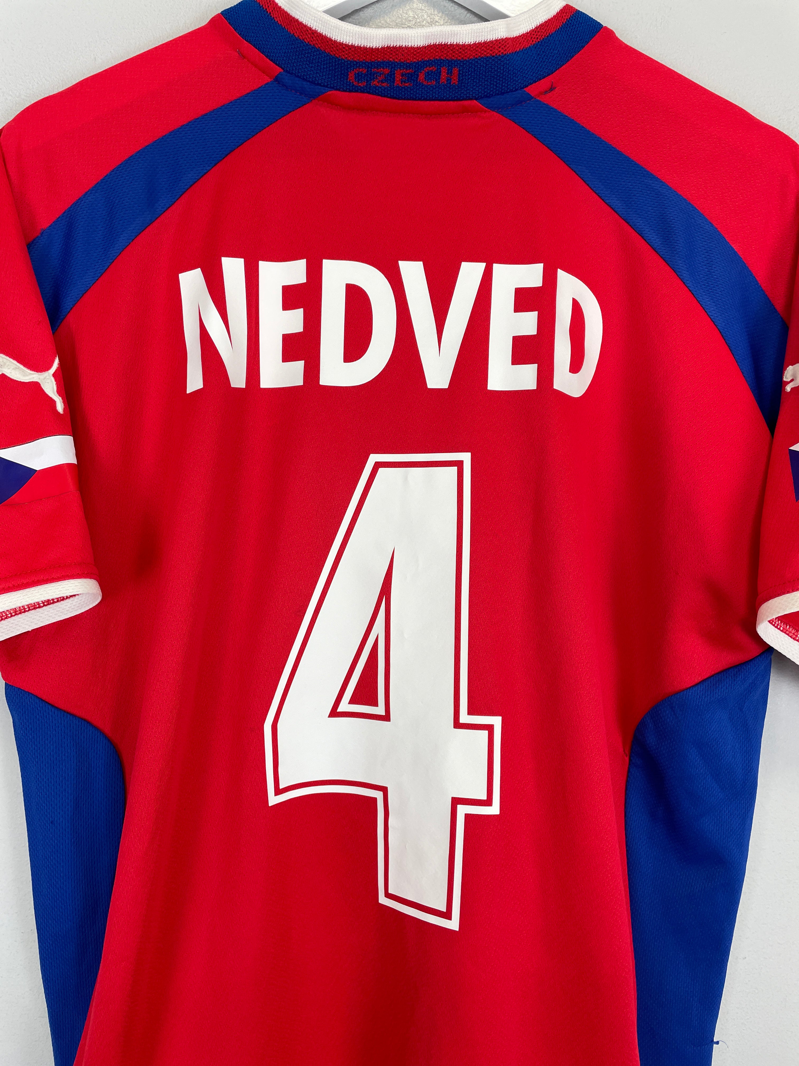 Shop 2000/02 CZECH REPUBLIC NEDVED #4 HOME SHIRT (L) PUMA, classic football shirts, vintage football shirts & retro soccer jerseys at Cult Kits