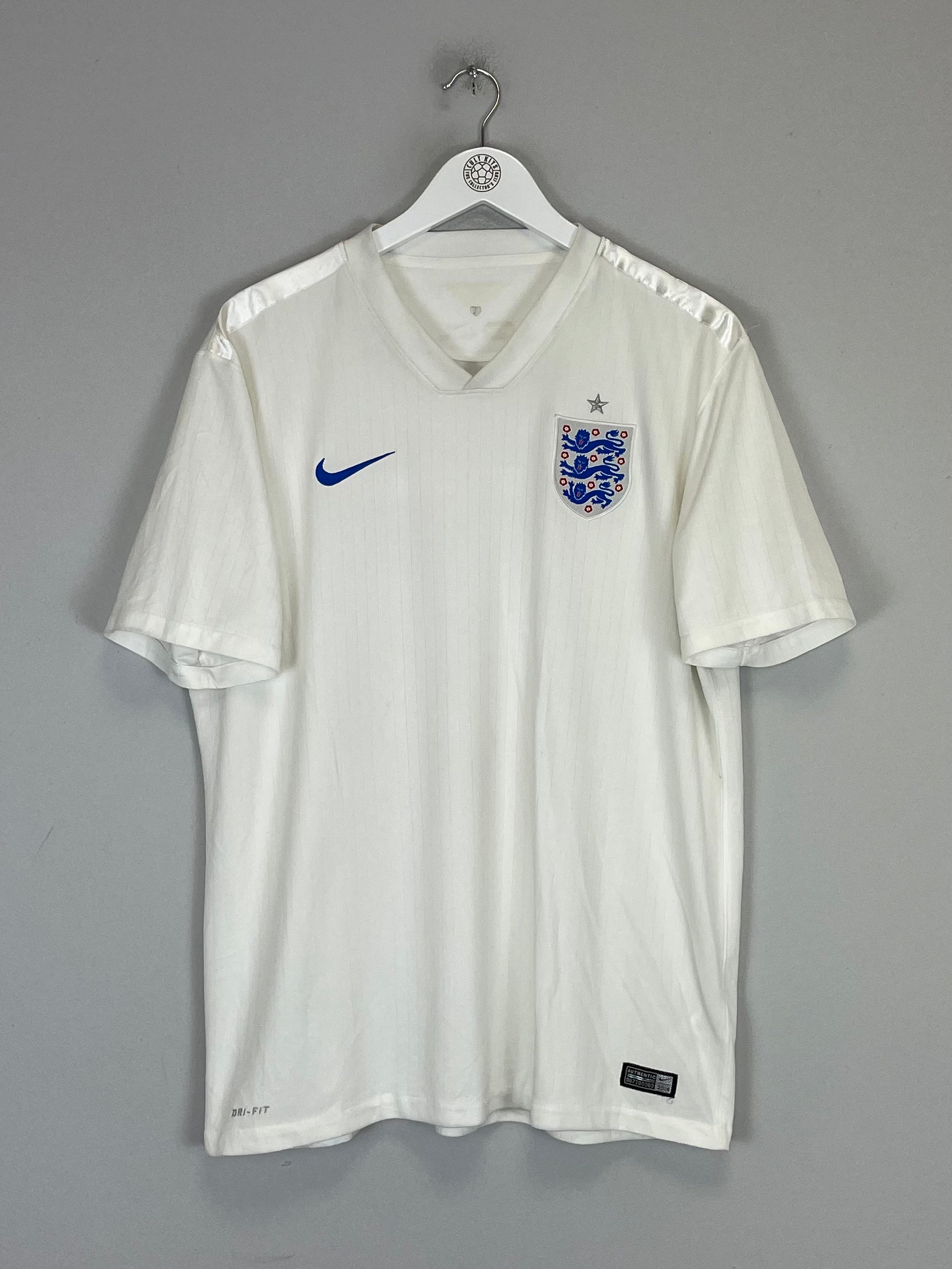 Shop 2015/16 ENGLAND HOME SHIRT (XL) NIKE, classic football shirts, vintage football shirts & retro soccer jerseys at Cult Kits