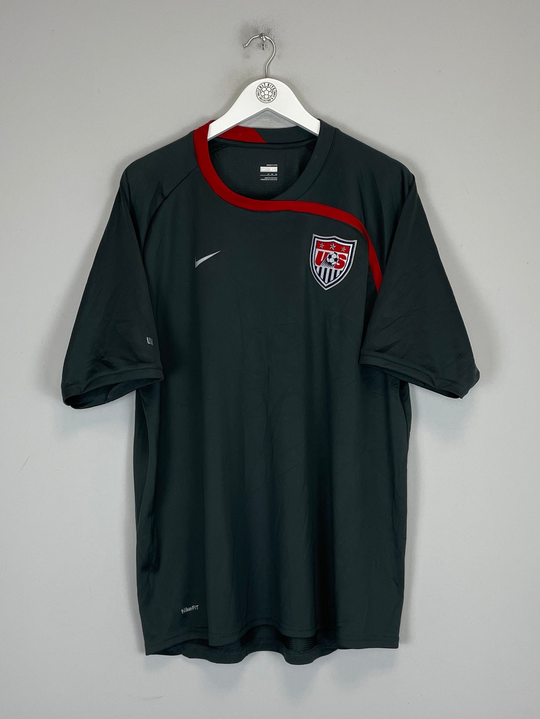 Shop 2008/09 USA TRAINING SHIRT (XL) NIKE, classic football shirts, vintage football shirts & retro soccer jerseys at Cult Kits
