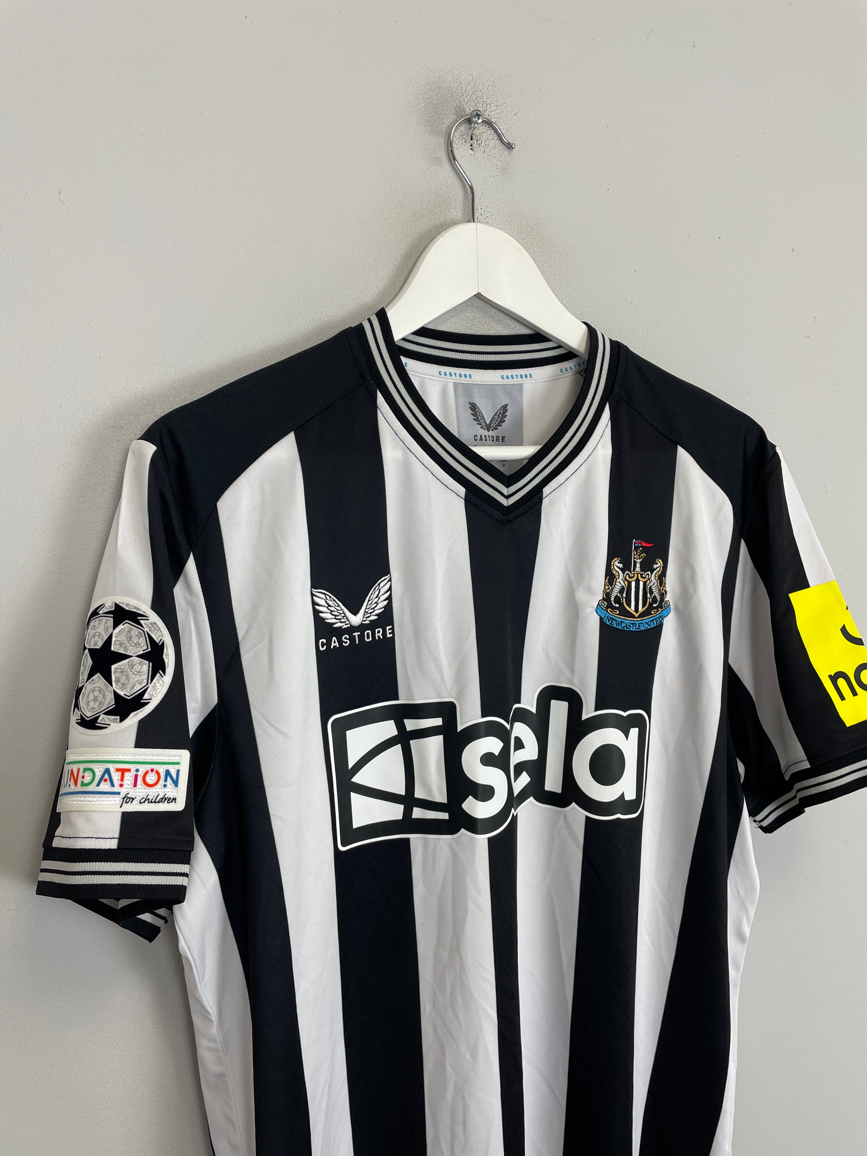 Shop 2023/24 Newcastle United Isak #14 C/L *BNWOT* Home Shirt (Multiple Sizes) Castore, classic football shirts, vintage football shirts & retro soccer jerseys at Cult Kits