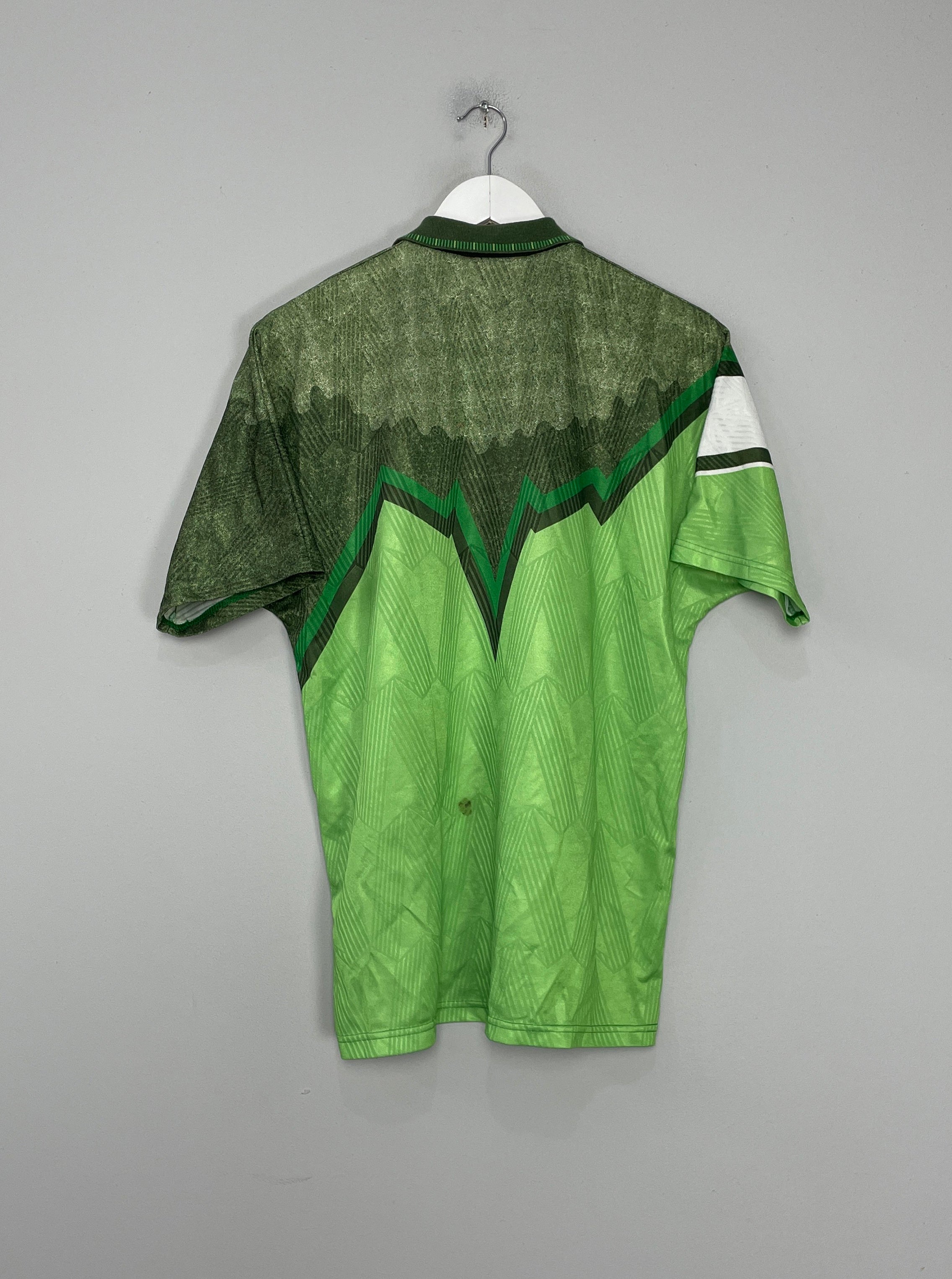 Shop 1991/92 CELTIC AWAY SHIRT (XL) UMBRO, classic football shirts, vintage football shirts & retro soccer jerseys at Cult Kits