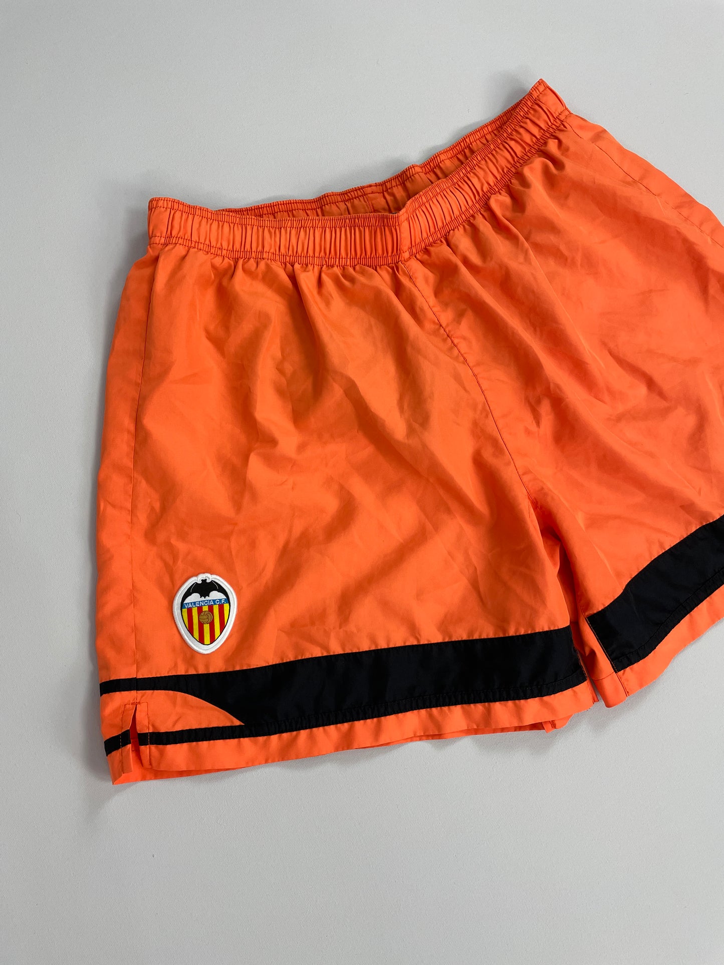 2001/02 VALENCIA AWAY SHORTS (XL) NIKE