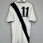 Shop 2003/04 VASCO DA GAMA #11 HOME SHIRT (XL) UMBRO, classic football shirts, vintage football shirts & retro soccer jerseys at Cult Kits