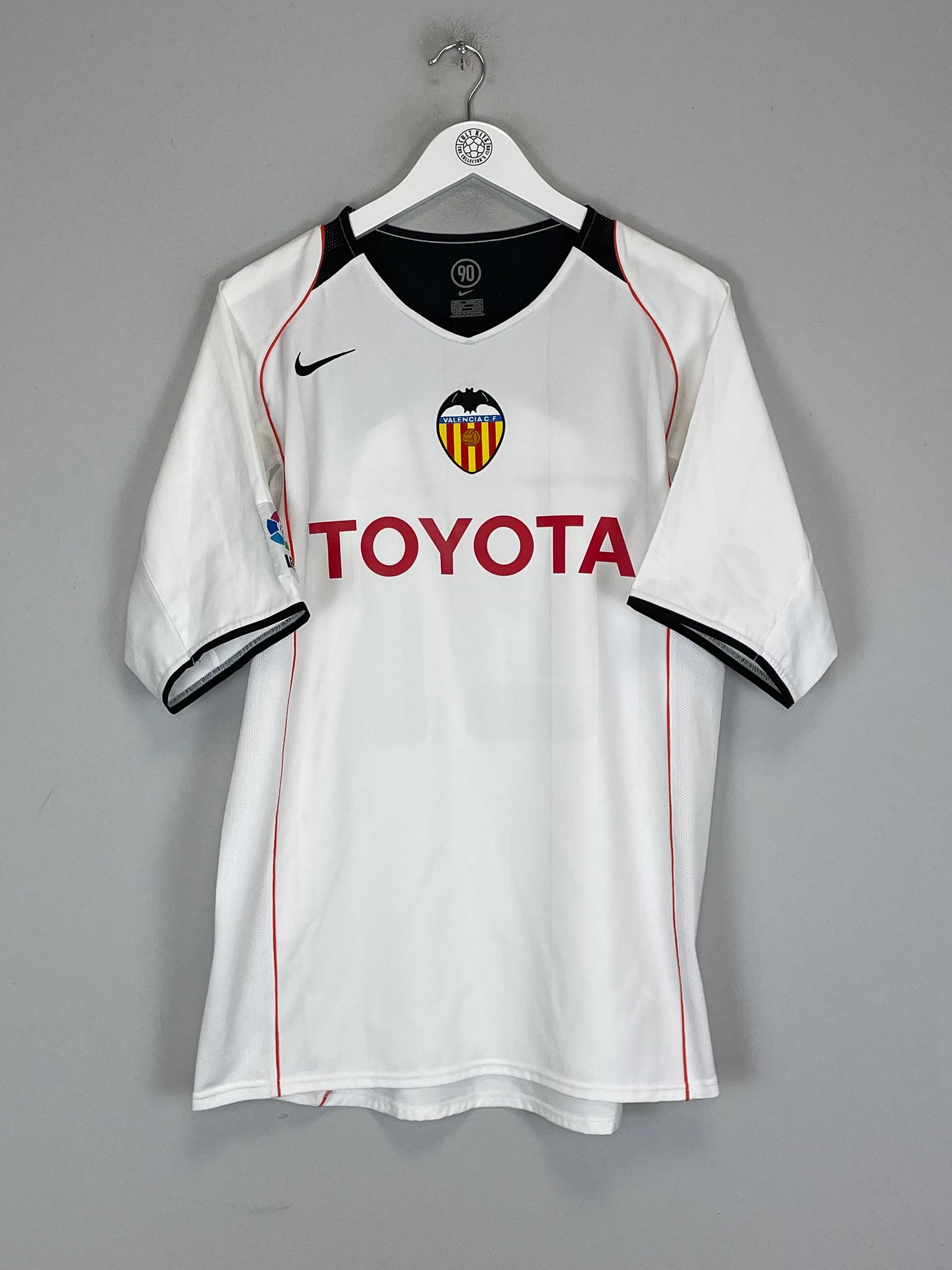 Shop 2004/05 VALENCIA AIMAR #21 HOME SHIRT (L) NIKE, classic football shirts, vintage football shirts & retro soccer jerseys at Cult Kits