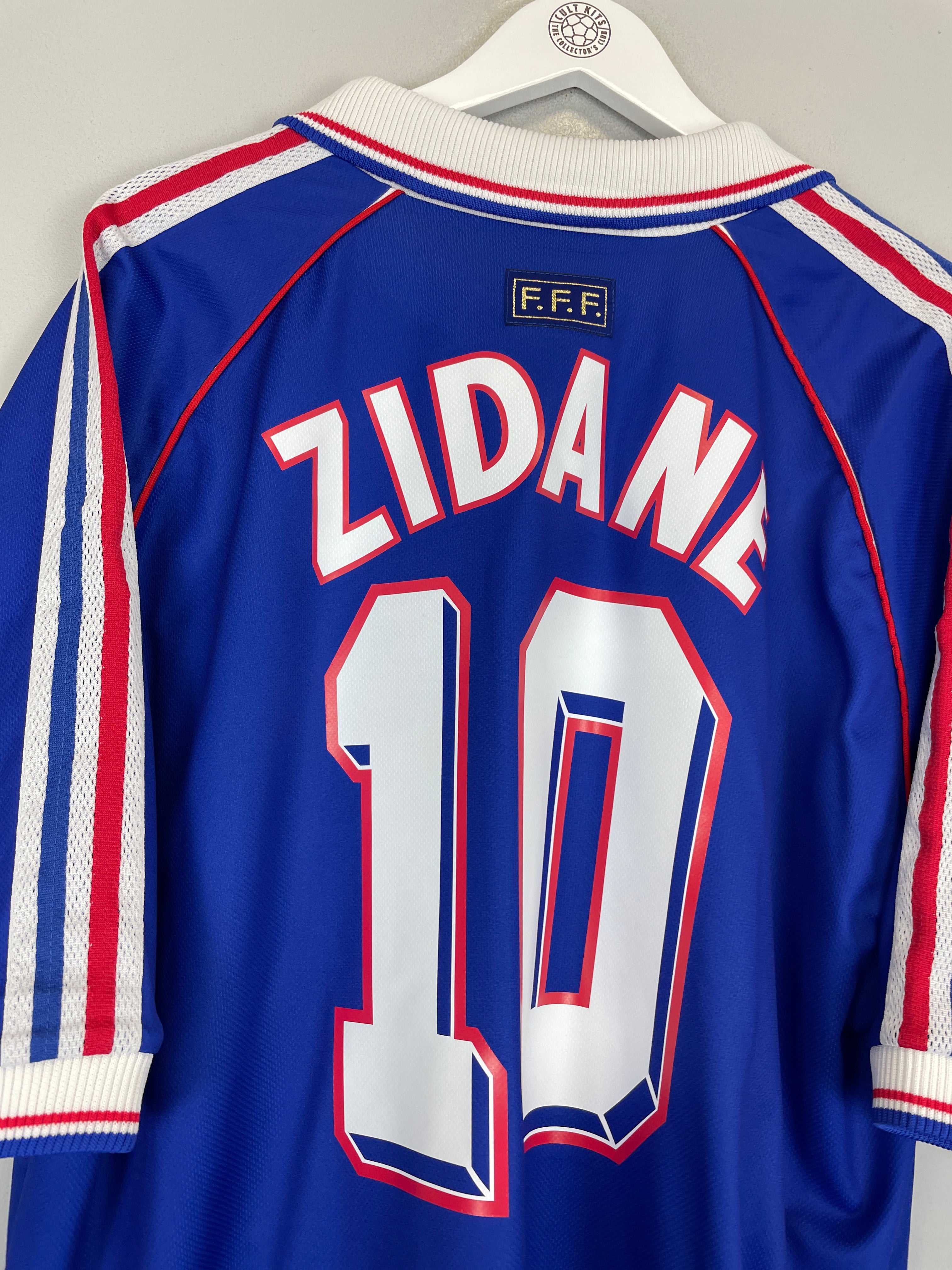 Shop 1998/00 FRANCE ZIDANE #10 HOME SHIRT (XL) ADIDAS, classic football shirts, vintage football shirts & retro soccer jerseys at Cult Kits