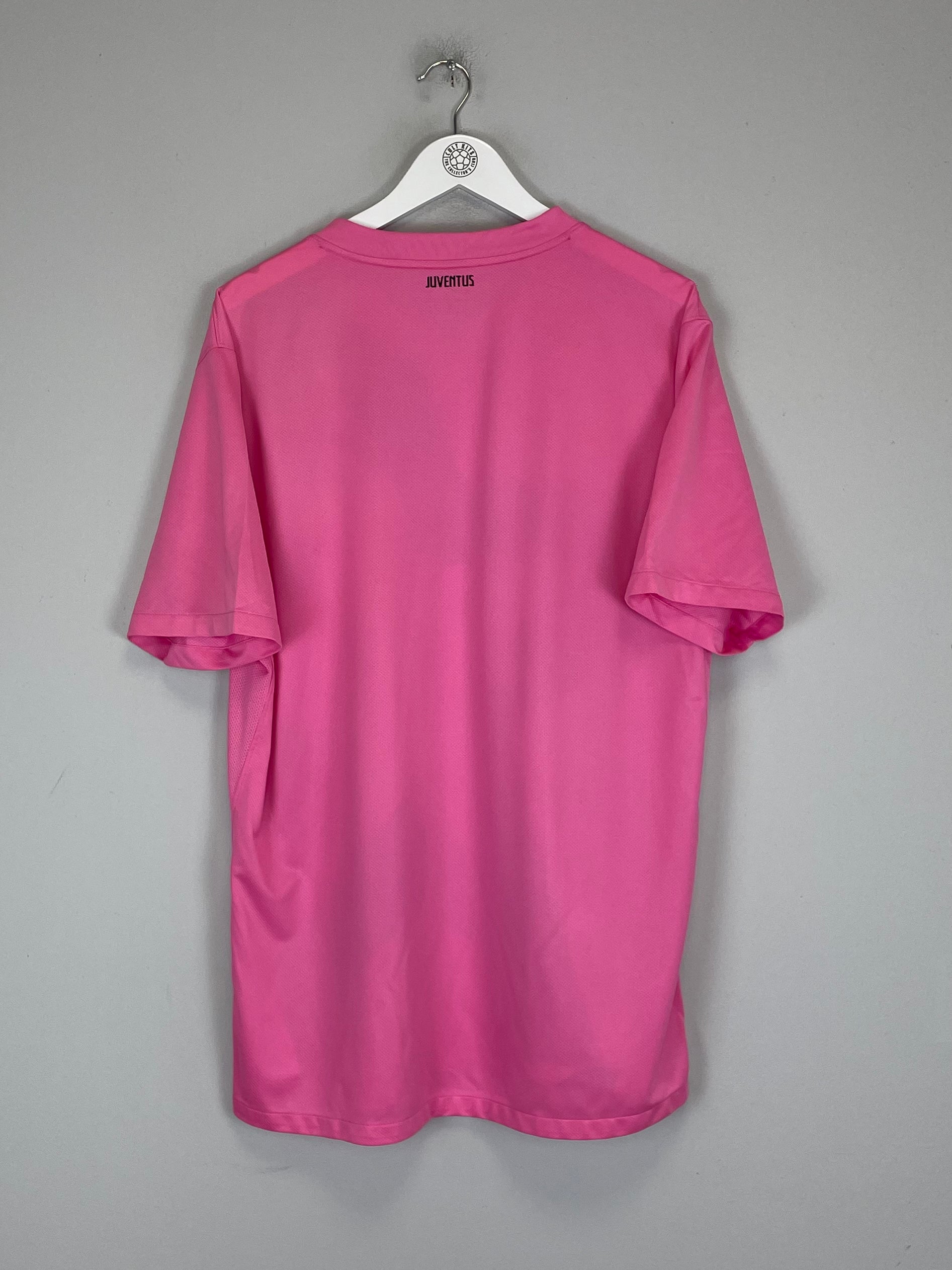 Shop 2011/13 JUVENTUS AWAY SHIRT (XL) NIKE, classic football shirts, vintage football shirts & retro soccer jerseys at Cult Kits