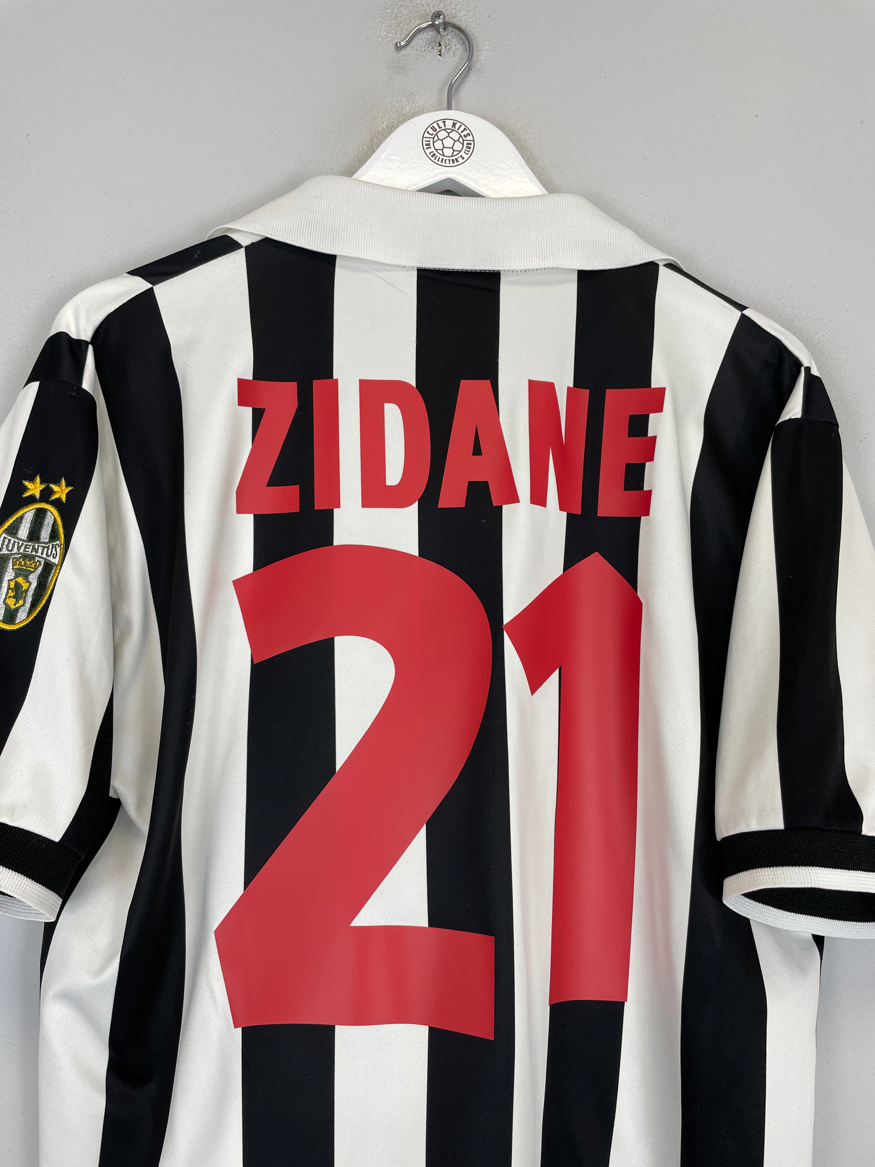 Shop 1998/99 JUVENTUS ZIDANE #21 HOME SHIRT (L) KAPPA, classic football shirts, vintage football shirts & retro soccer jerseys at Cult Kits