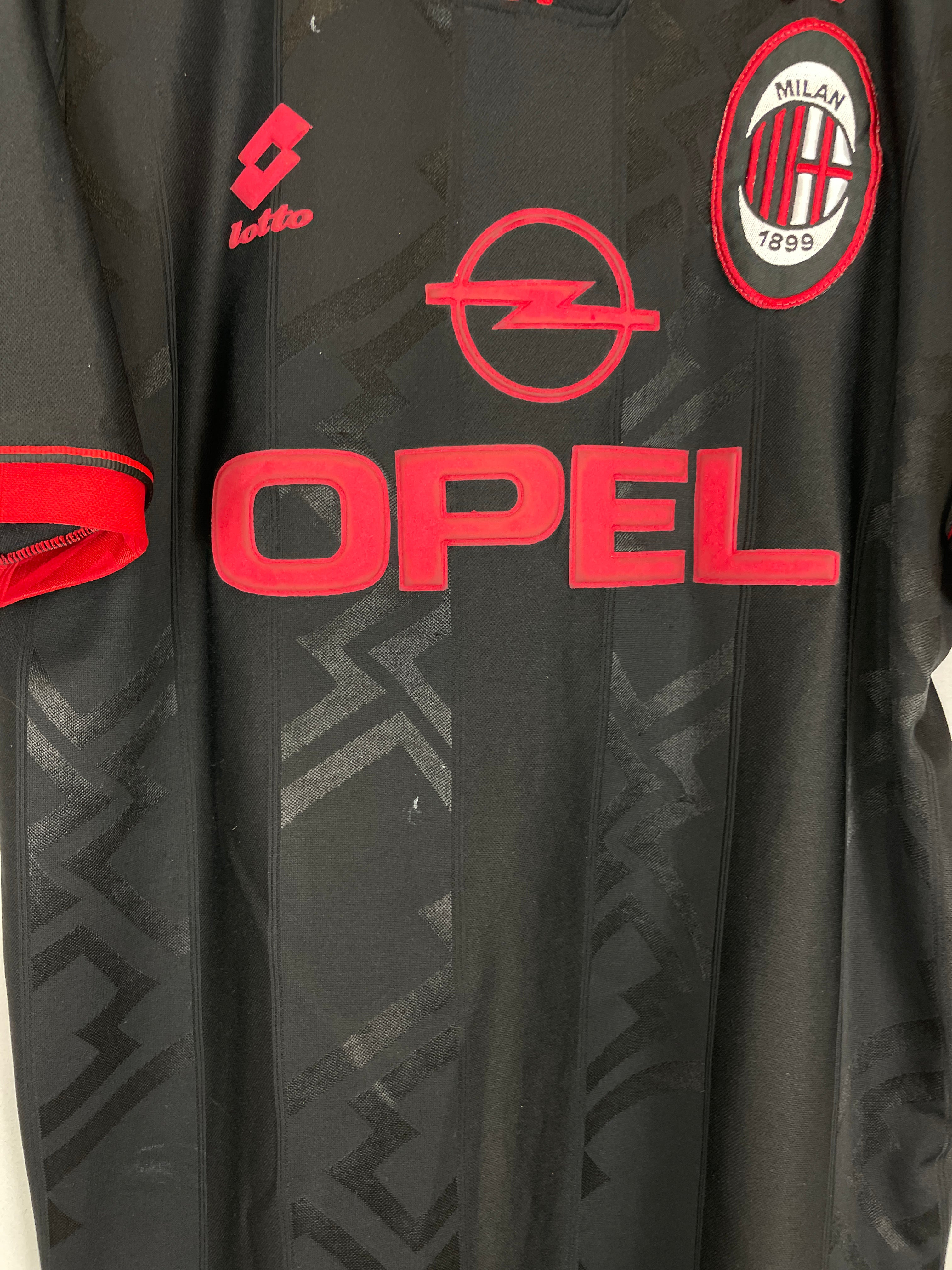 Shop 1996/97 AC MILAN BARESI #6 THIRD SHIRT (XL) LOTTO, classic football shirts, vintage football shirts & retro soccer jerseys at Cult Kits