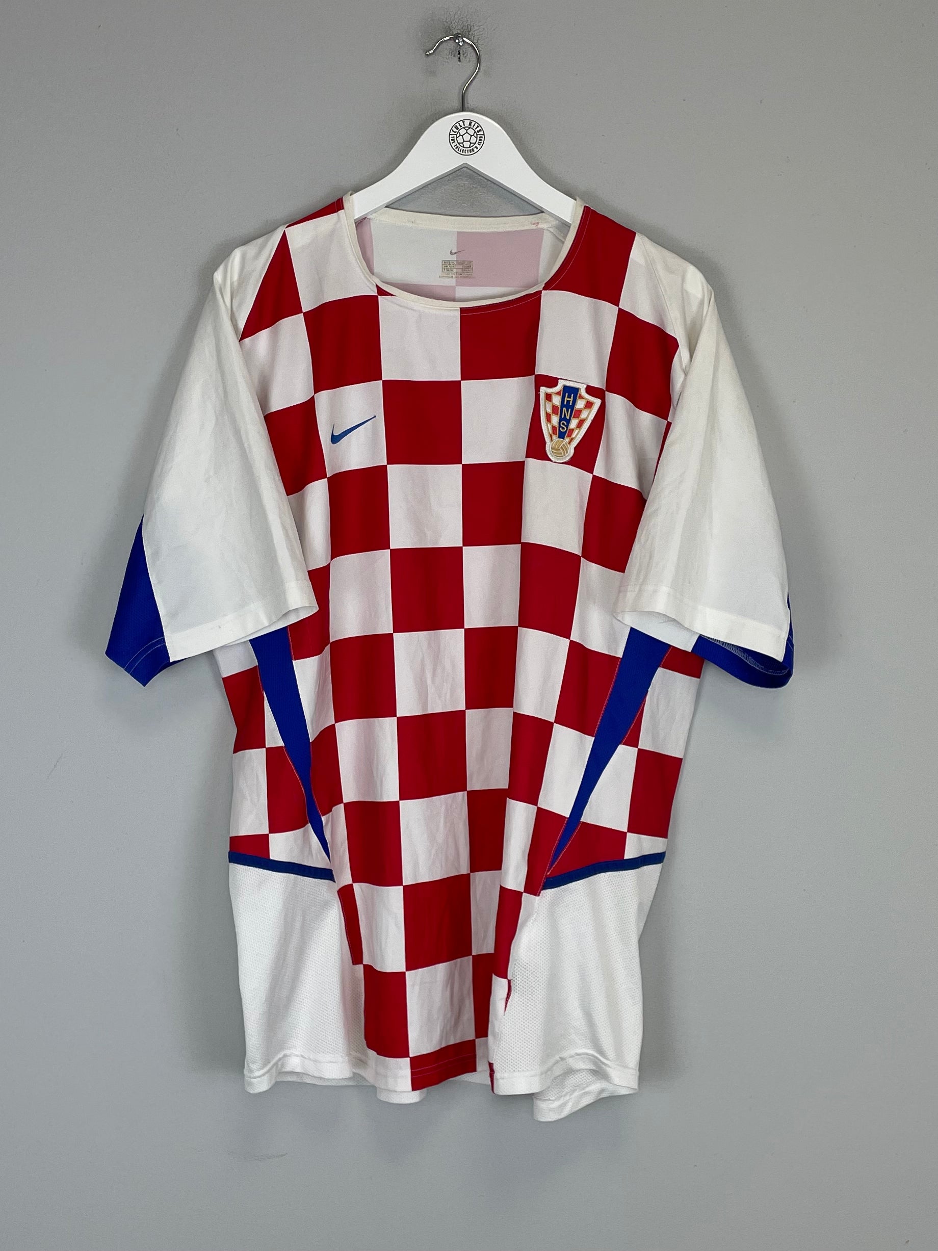 Shop 2002/04 CROATIA HOME SHIRT (XL) NIKE, classic football shirts, vintage football shirts & retro soccer jerseys at Cult Kits