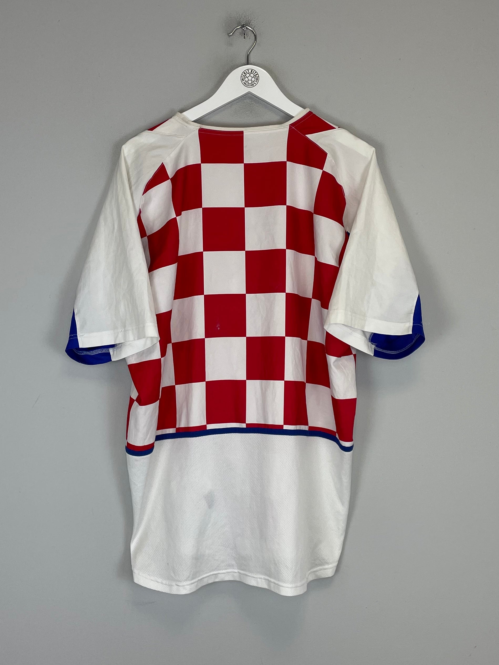 Shop 2002/04 CROATIA HOME SHIRT (XL) NIKE, classic football shirts, vintage football shirts & retro soccer jerseys at Cult Kits