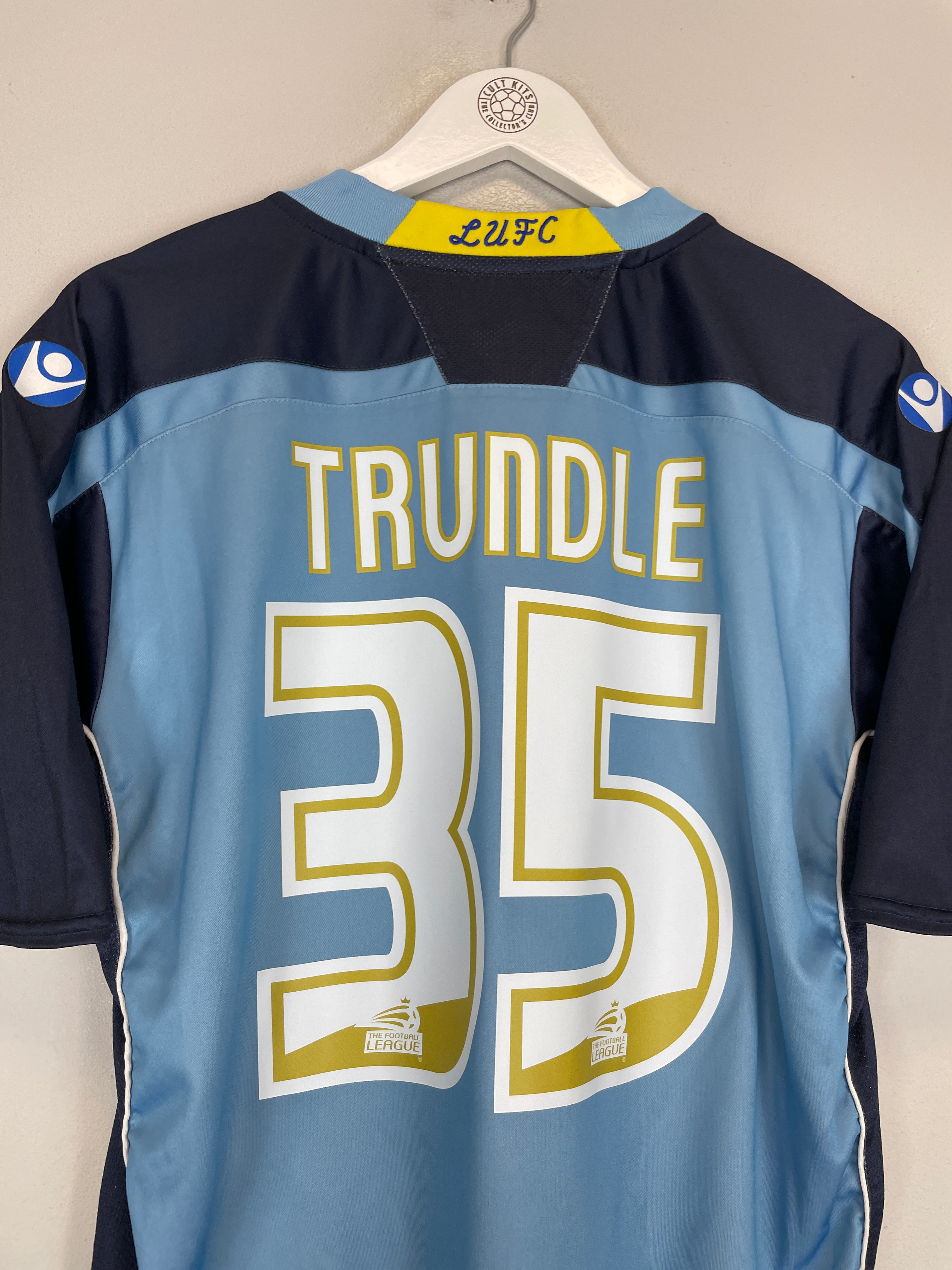 Shop 2008/09 LEEDS UNITED TRUNDLE #35 AWAY SHIRT (M) MACRON, classic football shirts, vintage football shirts & retro soccer jerseys at Cult Kits