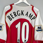 Shop 2004/05 ARSENAL BERGKAMP #10 HOME SHIRT (XXL) NIKE, classic football shirts, vintage football shirts & retro soccer jerseys at Cult Kits