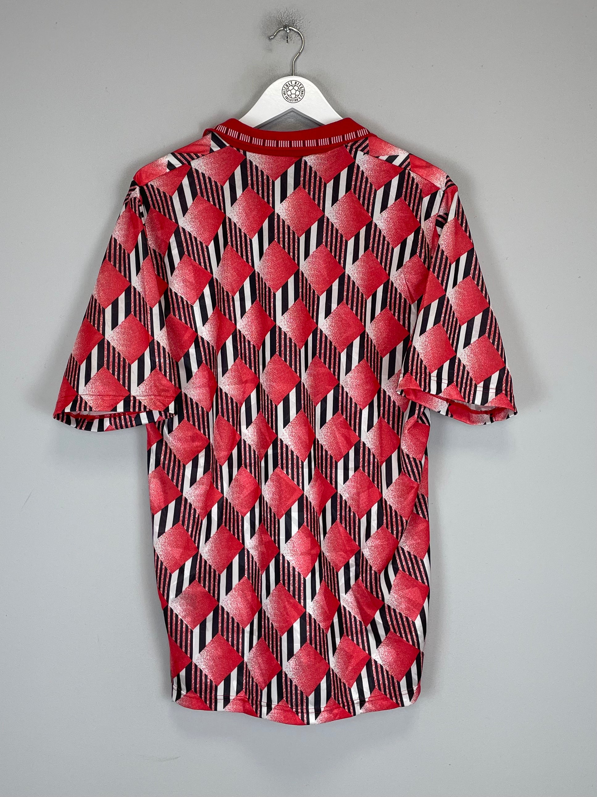 Shop 1990 SCOTTISH FOOTBALL LEAGUE *MINT* CENTENARY SHIRT (L) UMBRO, classic football shirts, vintage football shirts & retro soccer jerseys at Cult Kits