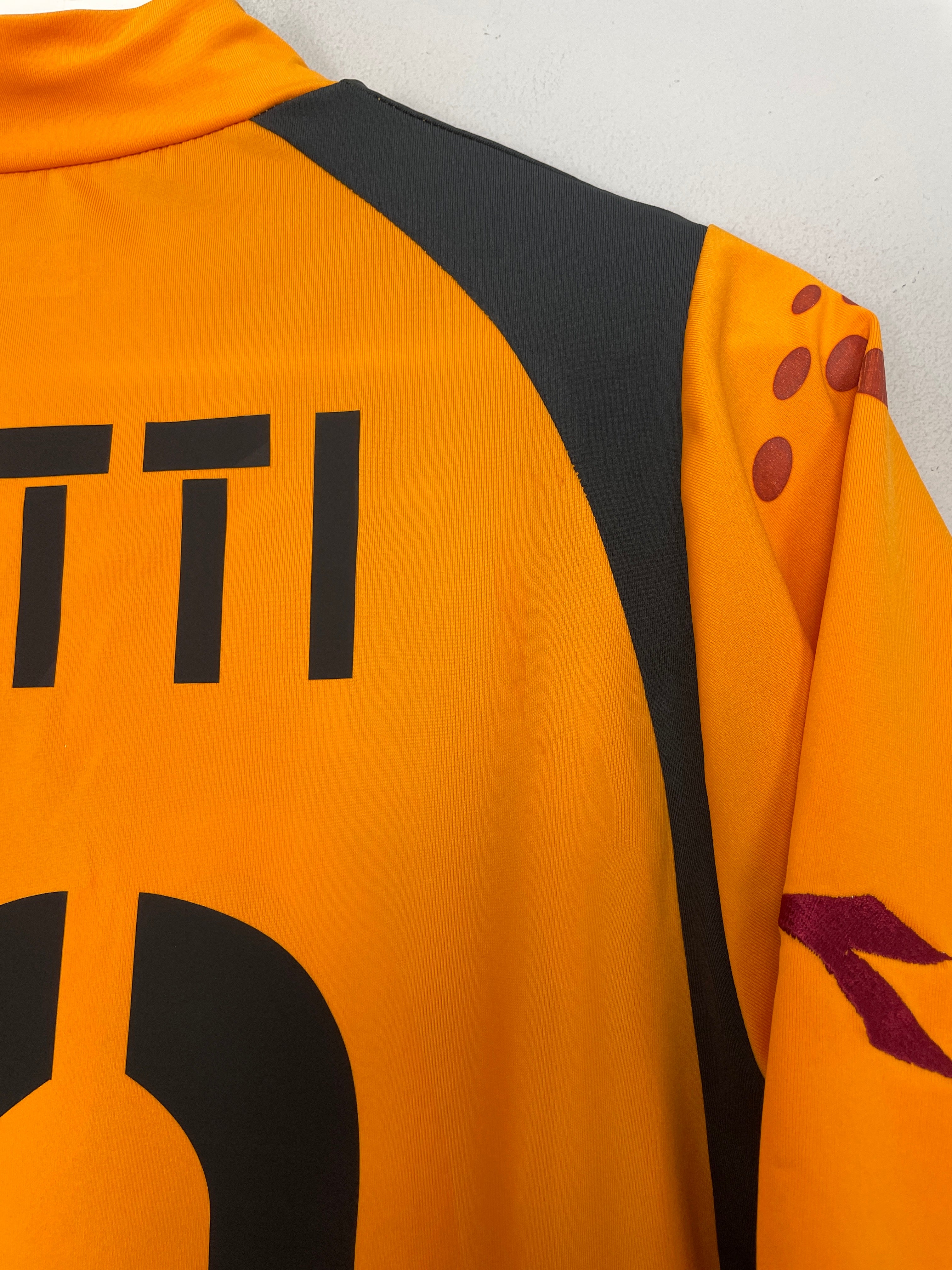 Shop 2004/05 ROMA TOTTI #10 THIRD SHIRT (M) DIADORA, classic football shirts, vintage football shirts & retro soccer jerseys at Cult Kits