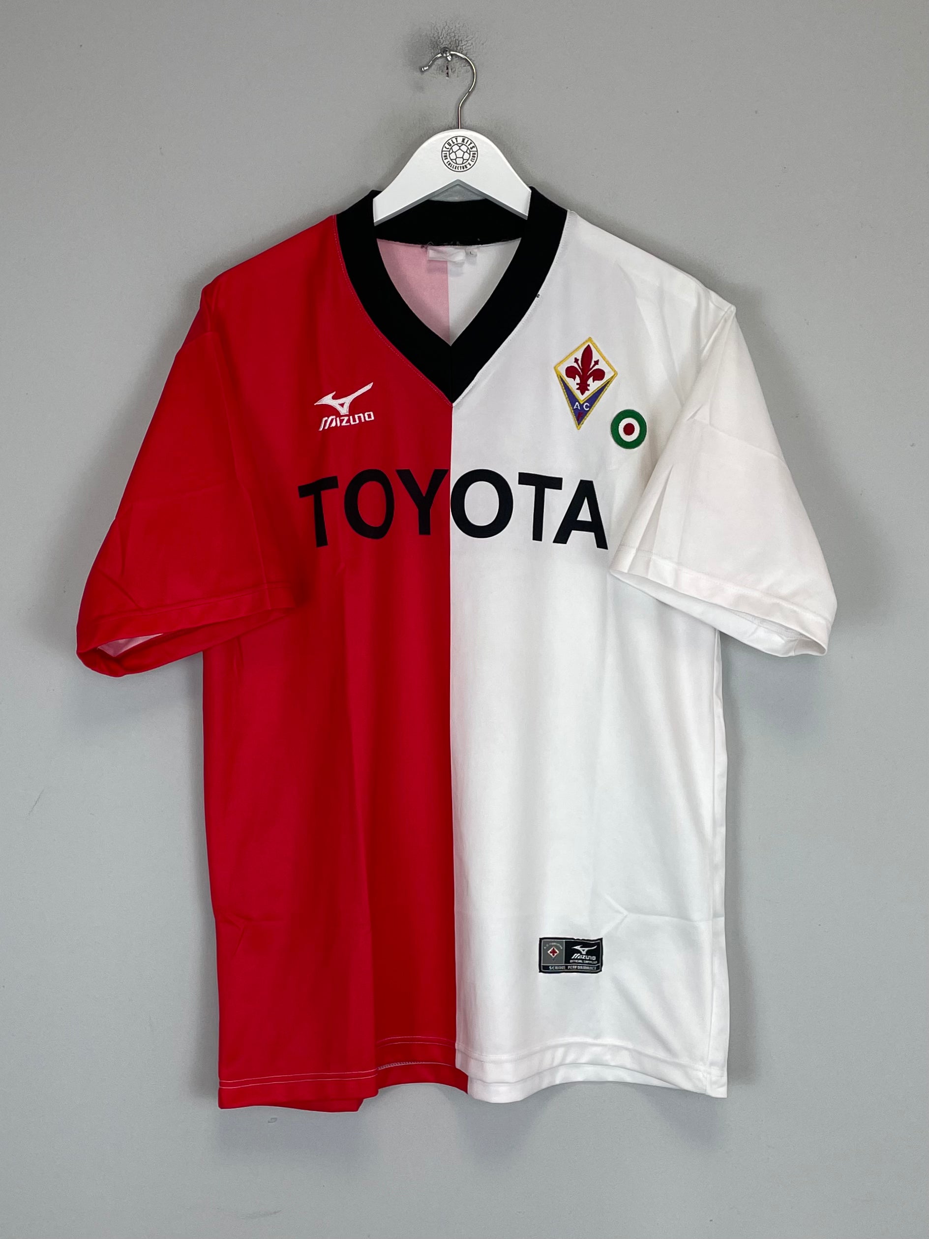 Shop 2001/02 FIORENTINA THIRD SHIRT (L) MIZUNO, classic football shirts, vintage football shirts & retro soccer jerseys at Cult Kits