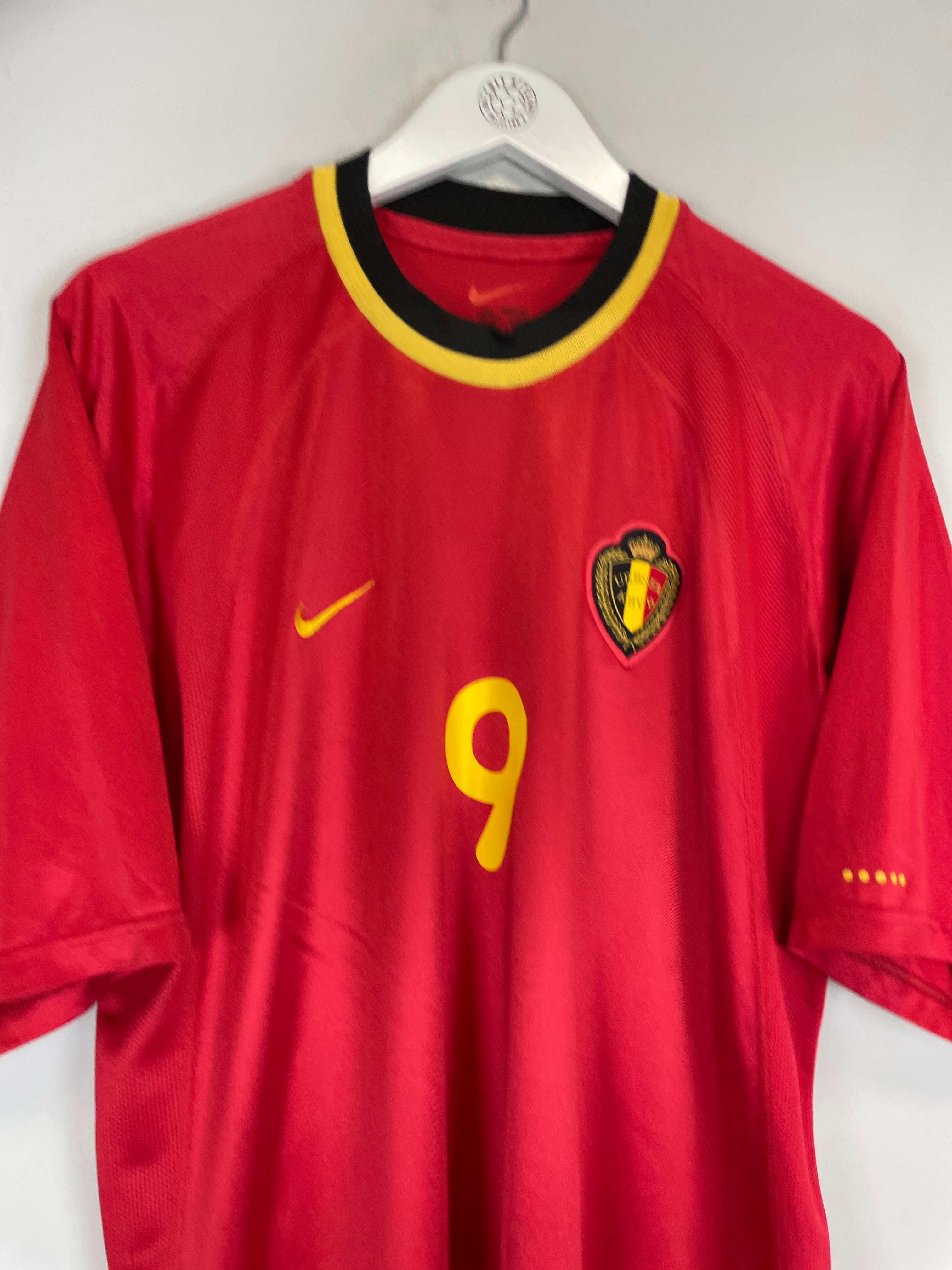 Shop 2000/02 BELGIUM MPENZA #9 HOME SHIRT (L) NIKE, classic football shirts, vintage football shirts & retro soccer jerseys at Cult Kits