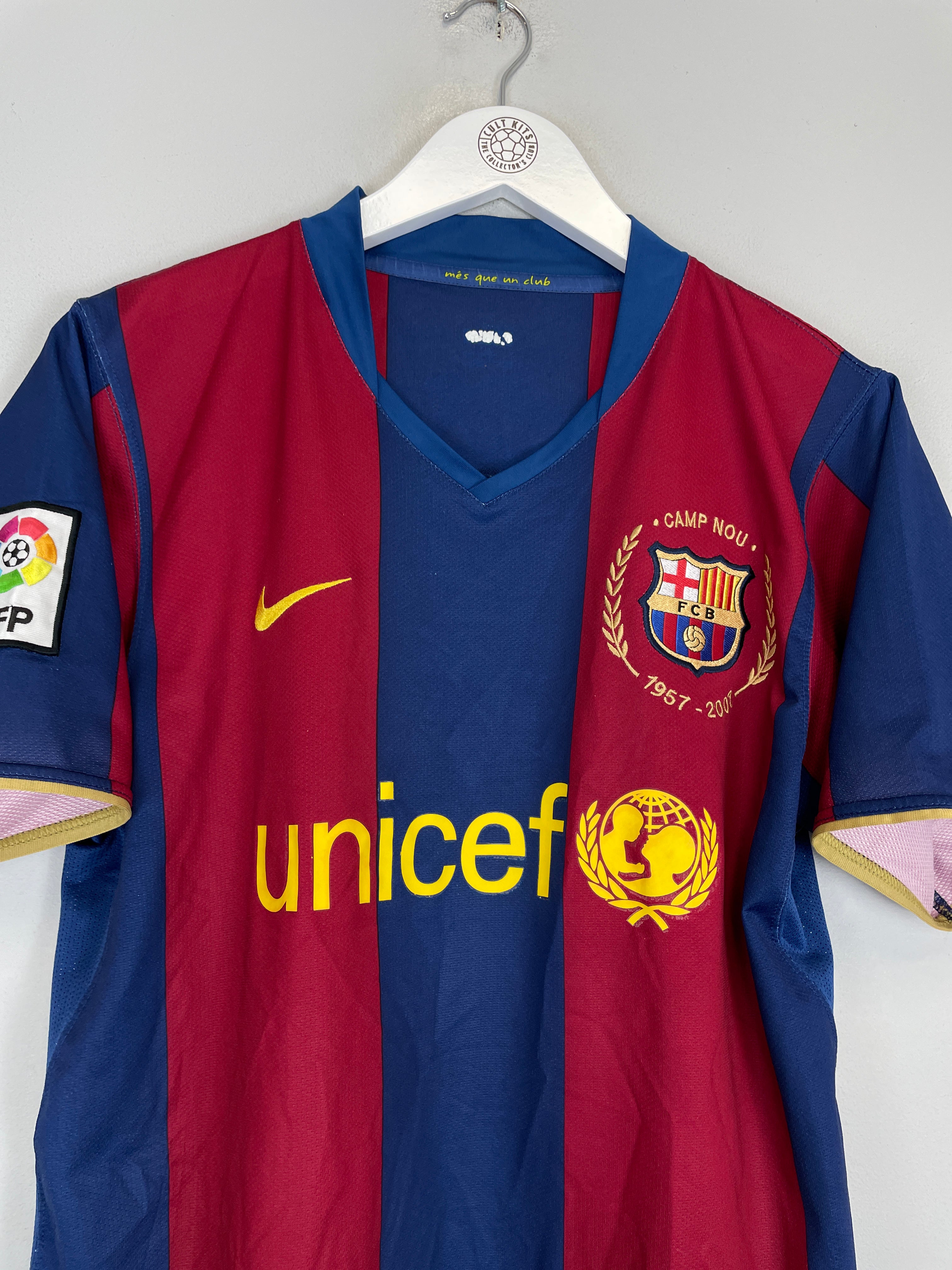 Shop 2007/08 BARCELONA RONALDINHO #10 HOME SHIRT (M) NIKE, classic football shirts, vintage football shirts & retro soccer jerseys at Cult Kits