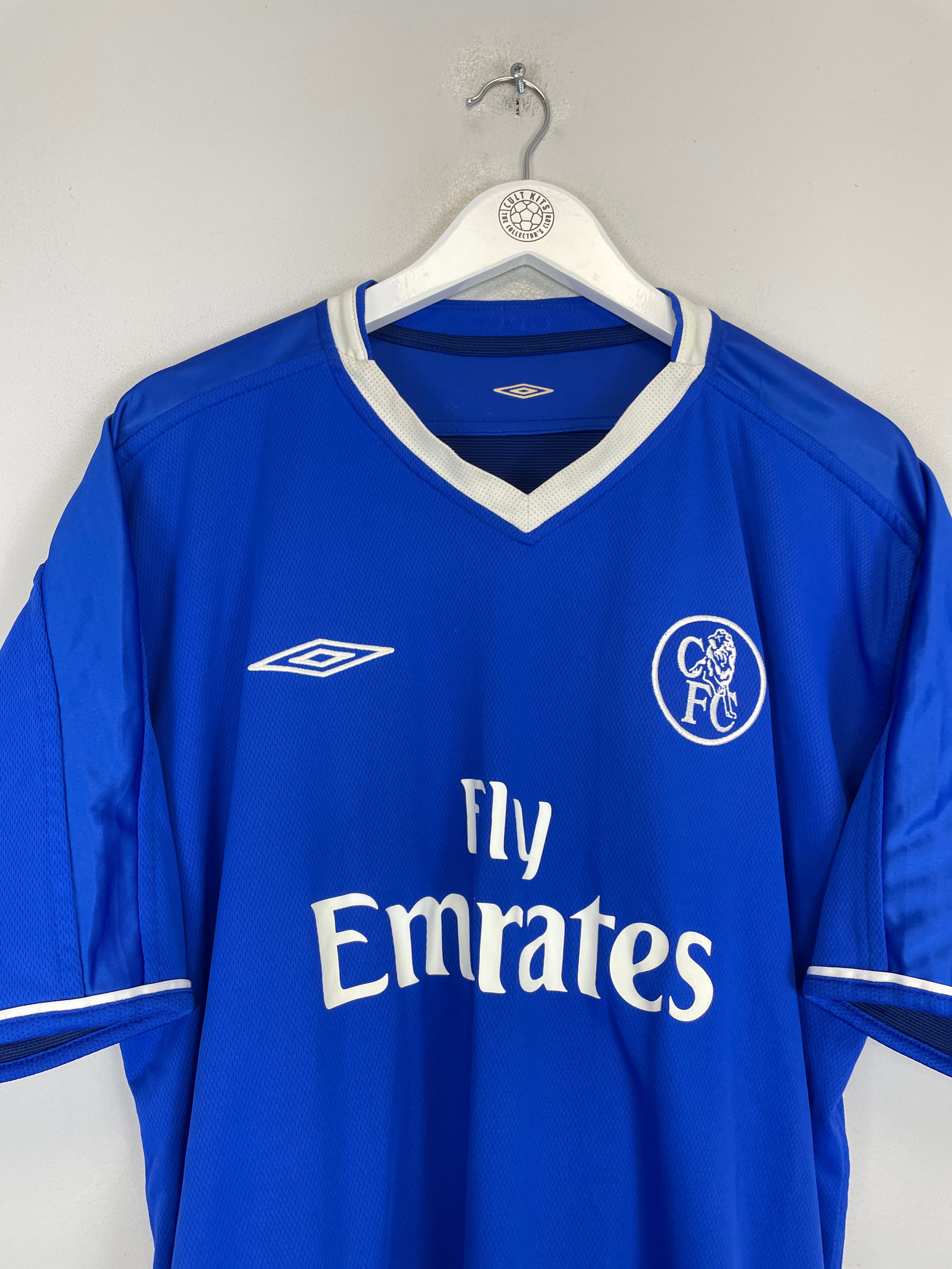 Shop 2003/05 CHELSEA MAKELELE #4 HOME SHIRT (XL) UMBRO, classic football shirts, vintage football shirts & retro soccer jerseys at Cult Kits