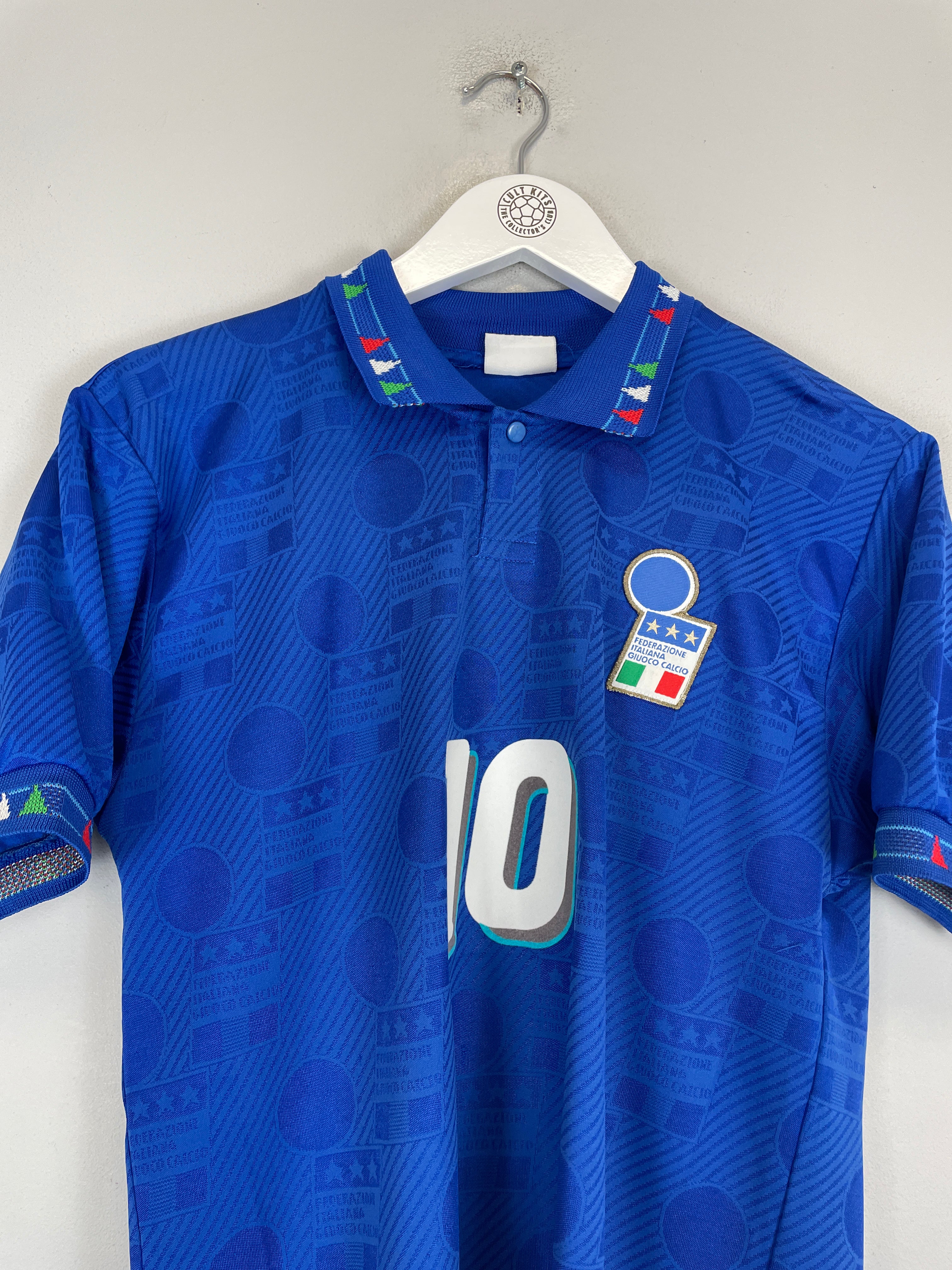 Shop 1994 ITALY R.BAGGIO #10 HOME SHIRT (S) DIADORA, classic football shirts, vintage football shirts & retro soccer jerseys at Cult Kits