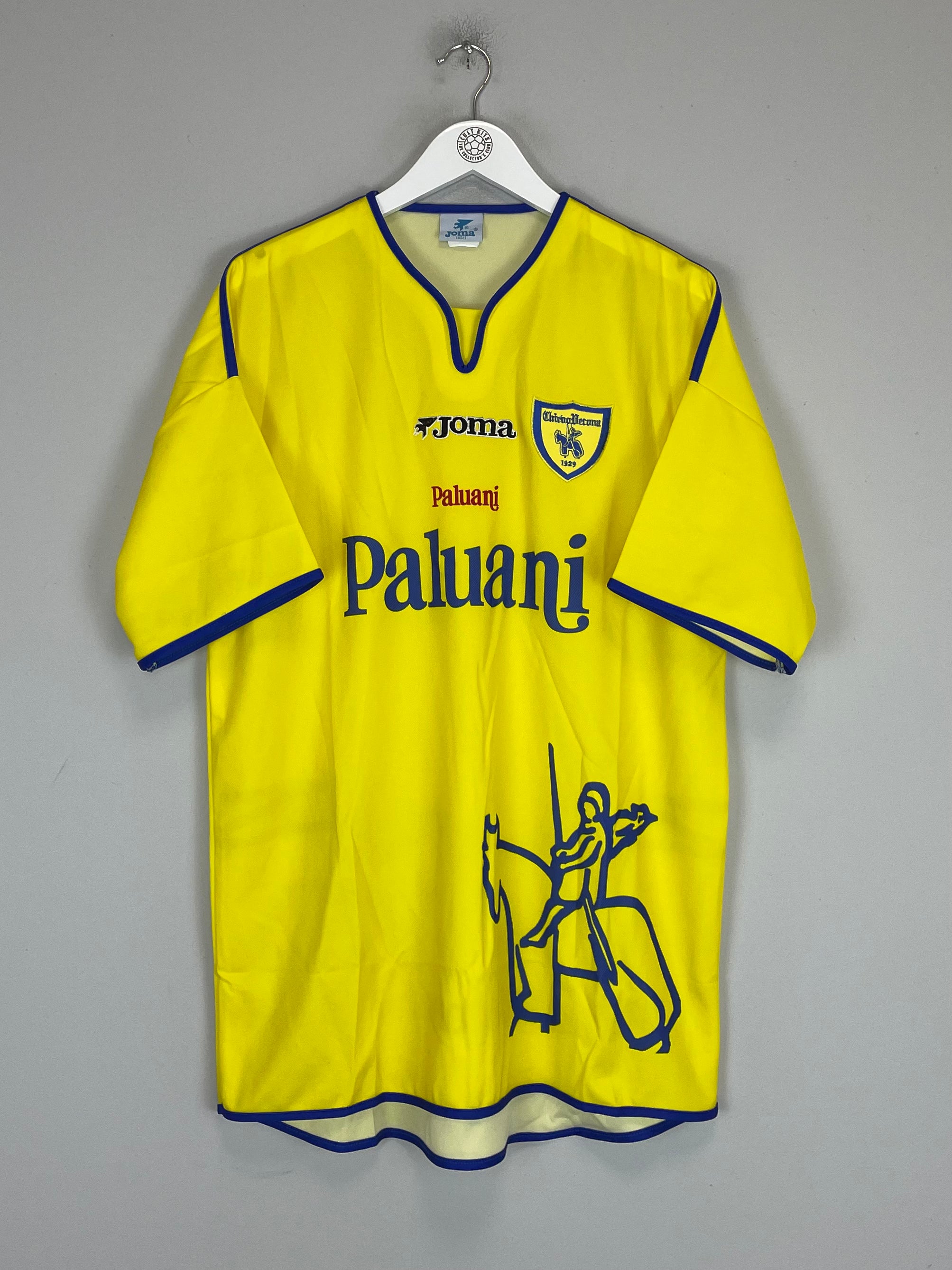 Shop 2001/02 CHIEVO VERONA *MINT* HOME SHIRT (L) JOMA, classic football shirts, vintage football shirts & retro soccer jerseys at Cult Kits