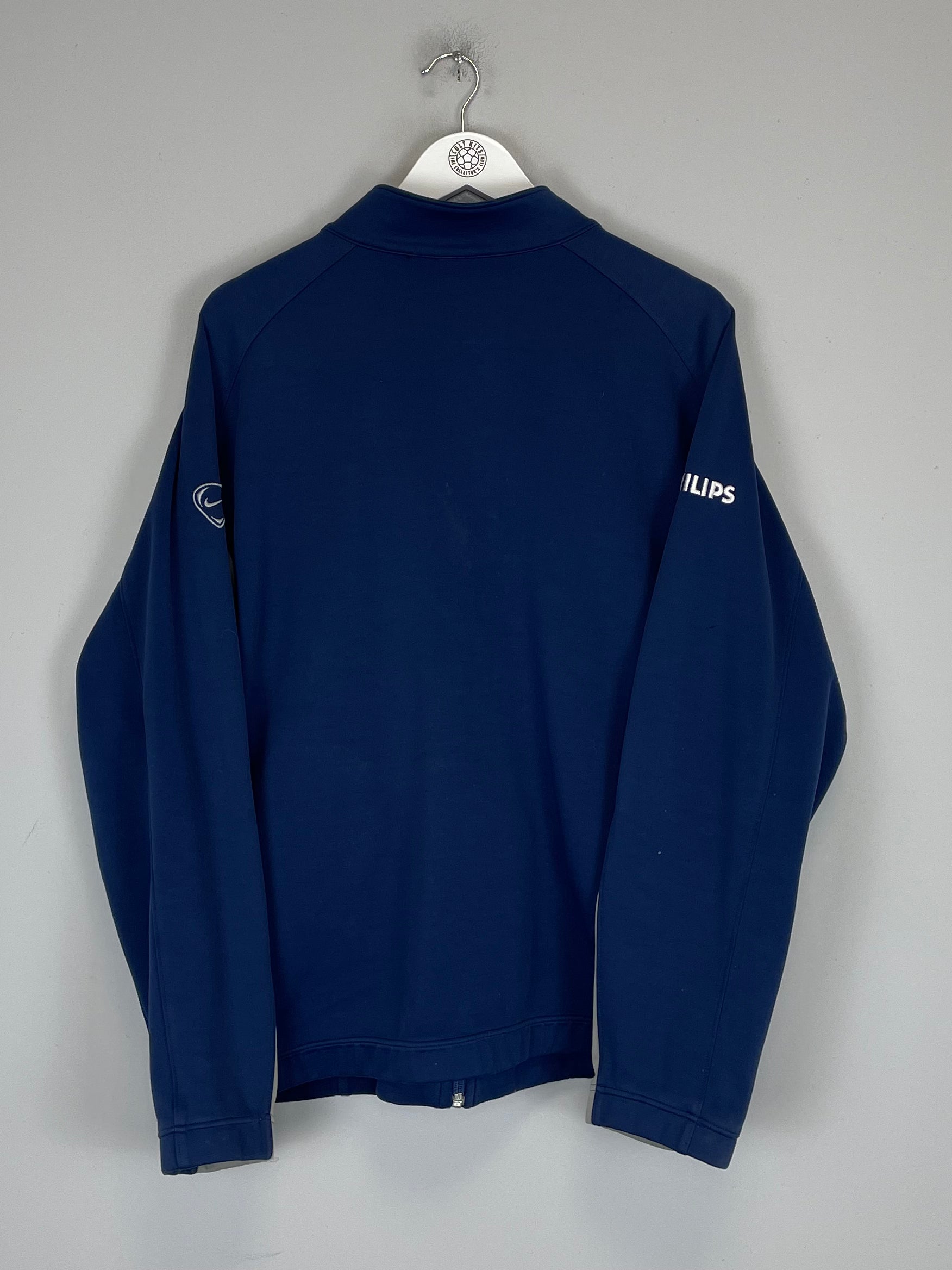 Shop 2005/06 USA TRACK JACKET (L) NIKE, classic football shirts, vintage football shirts & retro soccer jerseys at Cult Kits