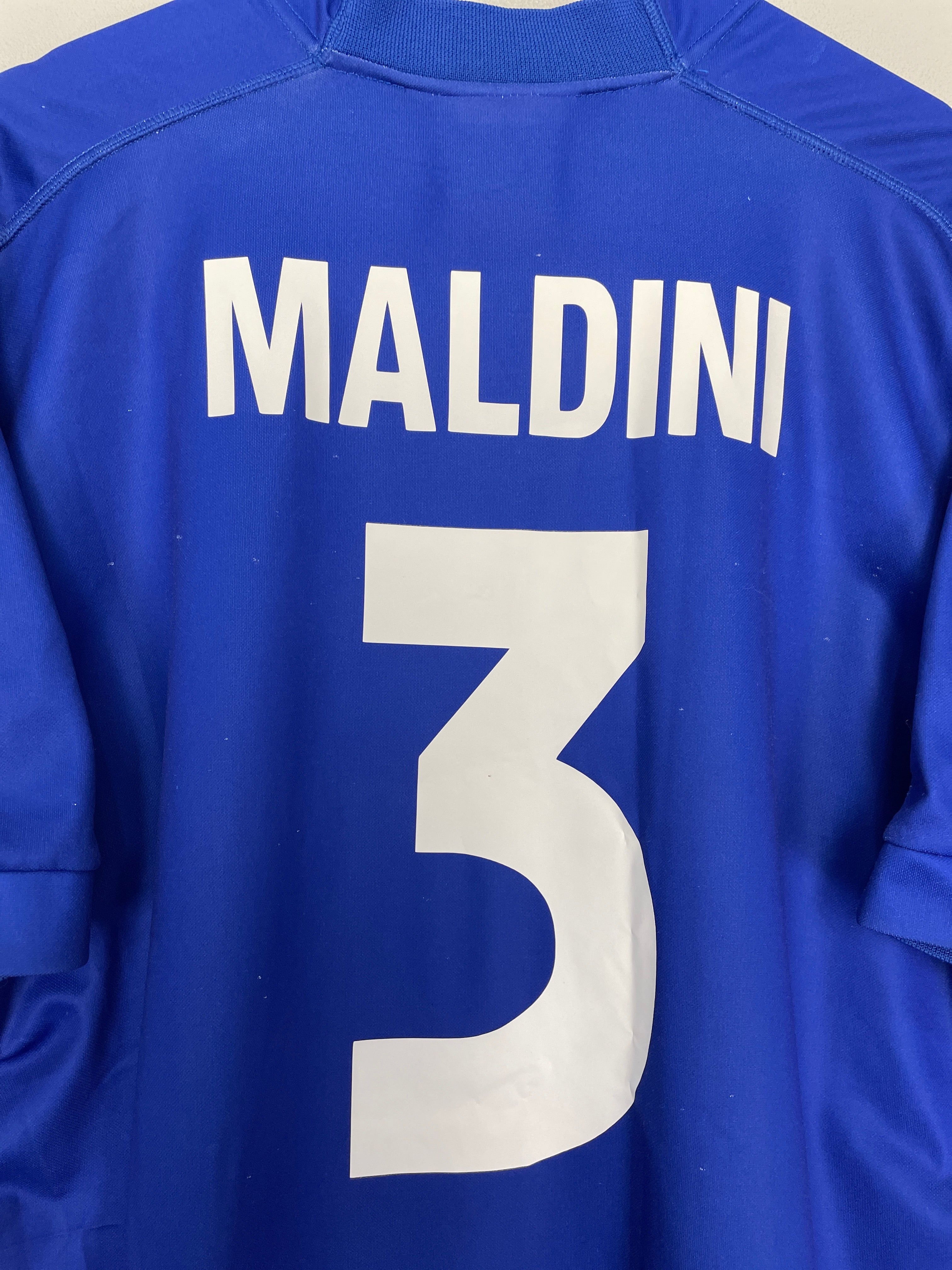Shop 1998/99 ITALY MALDINI #3 HOME SHIRT (XXL) KAPPA, classic football shirts, vintage football shirts & retro soccer jerseys at Cult Kits