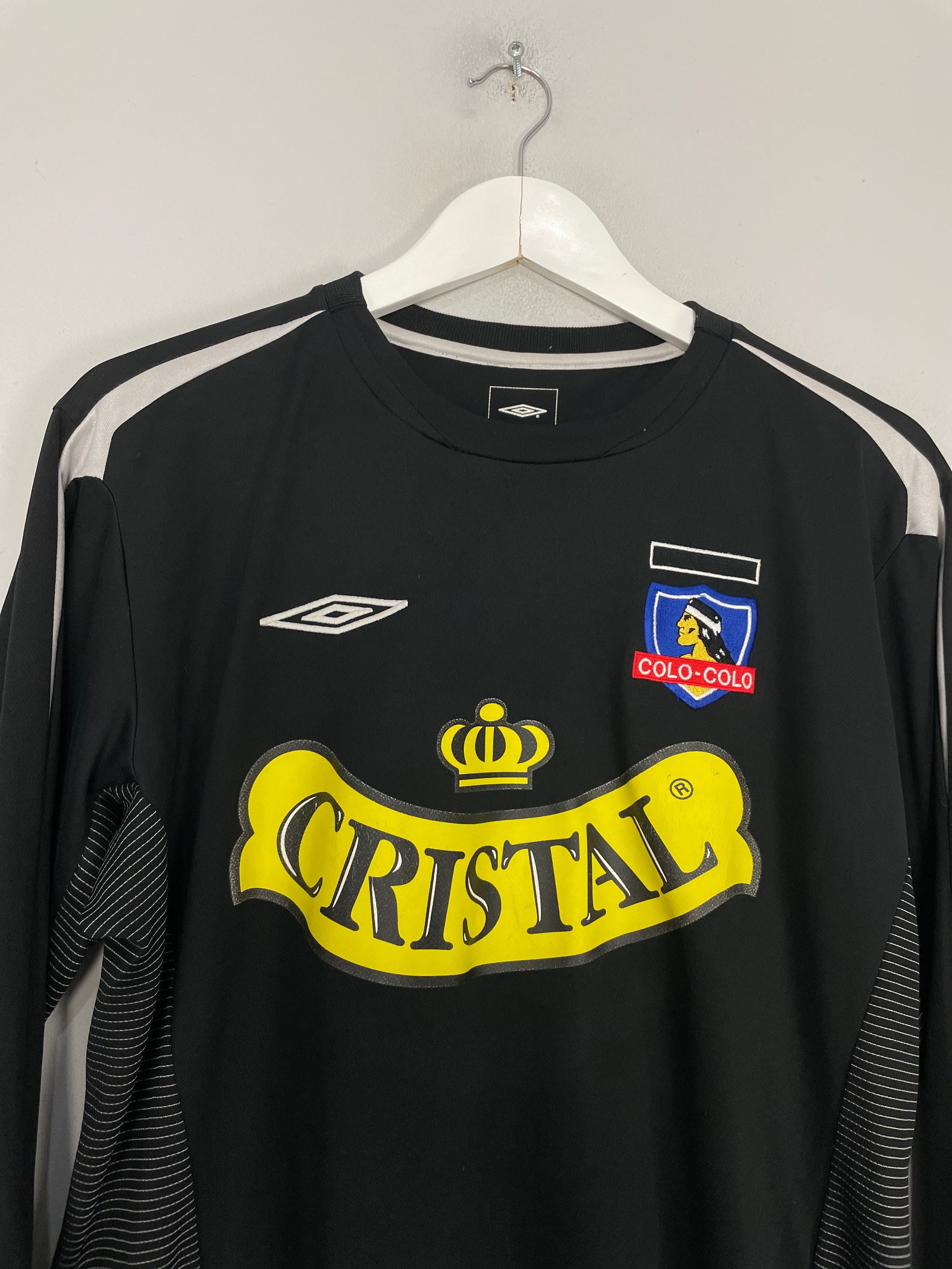 Shop 2006/07 COLO COLO MACNELLY #10 L/S AWAY SHIRT (L) UMBRO, classic football shirts, vintage football shirts & retro soccer jerseys at Cult Kits