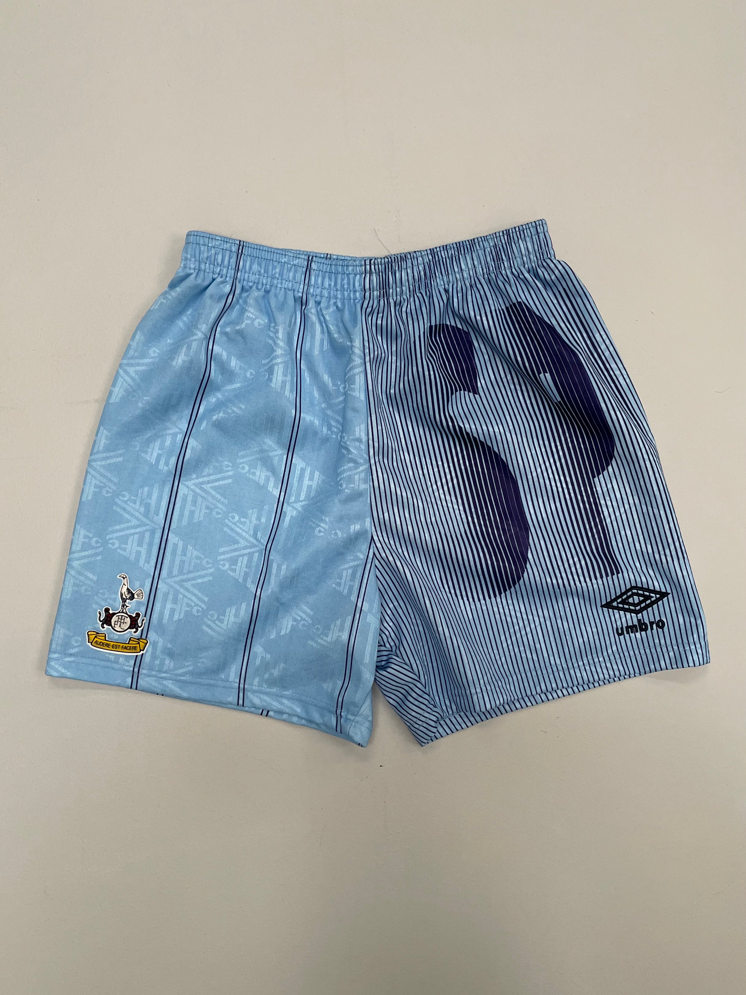 Shop 1991/94 TOTTENHAM THIRD SHORTS (S) UMBRO, classic football shirts, vintage football shirts & retro soccer jerseys at Cult Kits