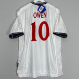 Shop 1999/01 ENGLAND OWEN #10 *BNWT* SIGNED HOME SHIRT (XL) UMBRO, classic football shirts, vintage football shirts & retro soccer jerseys at Cult Kits