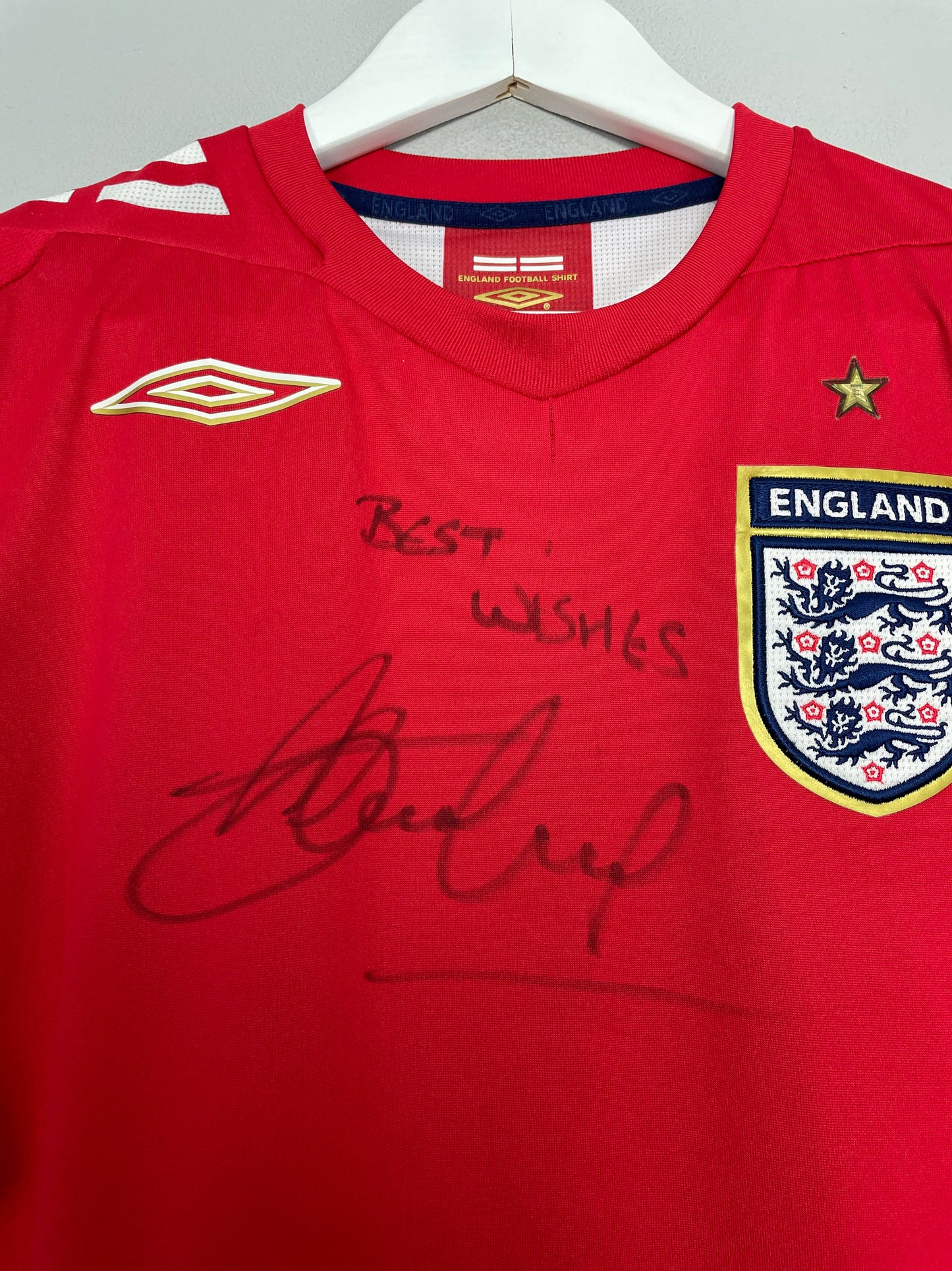 2006/08 ENGLAND *SIGNED* AWAY SHIRT (M) UMBRO