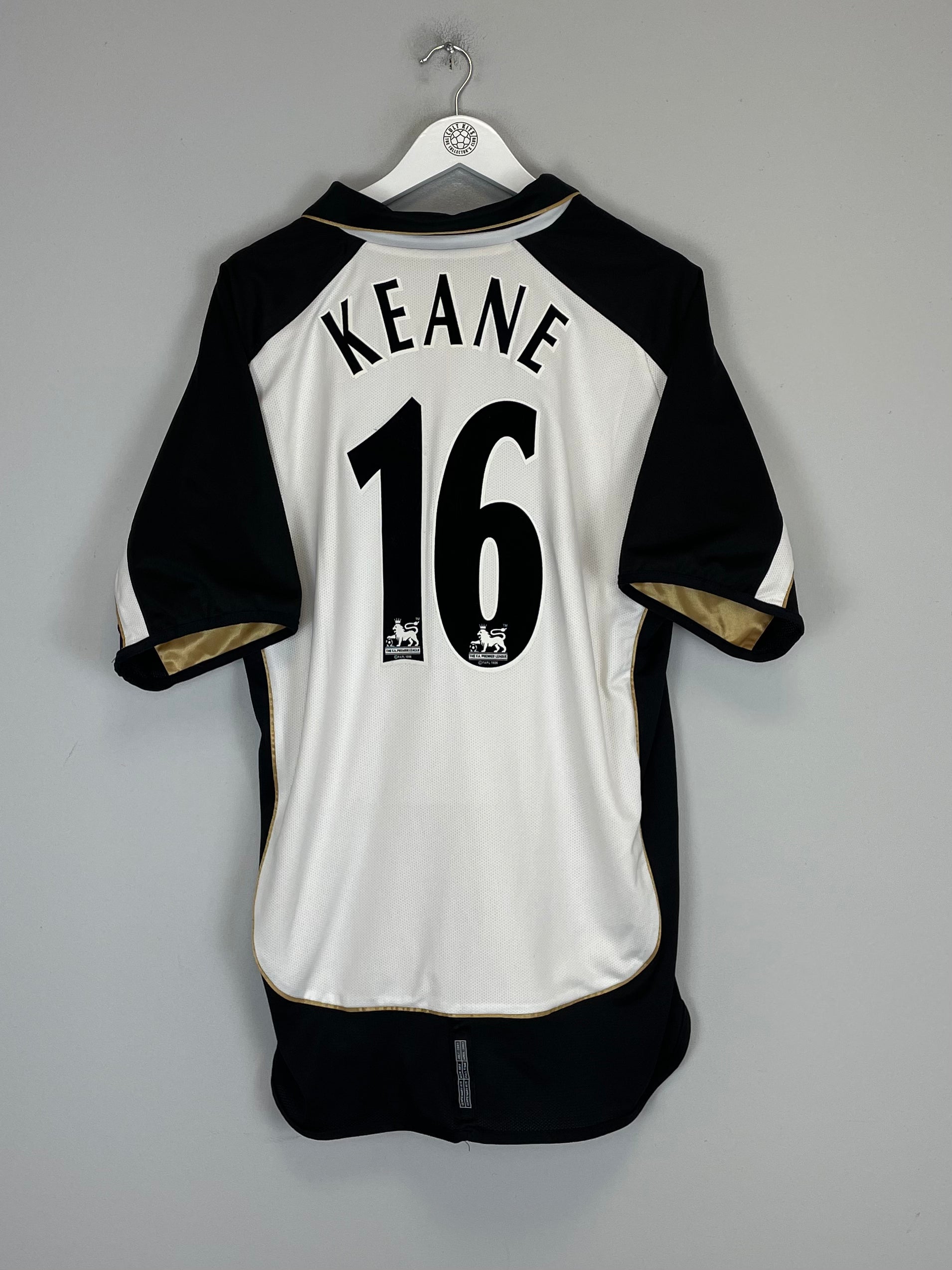 Shop 2001/02 MANCHESTER UNITED KEANE #16 *CENTENARY* AWAY/THIRD SHIRT (XL) UMBRO, classic football shirts, vintage football shirts & retro soccer jerseys at Cult Kits
