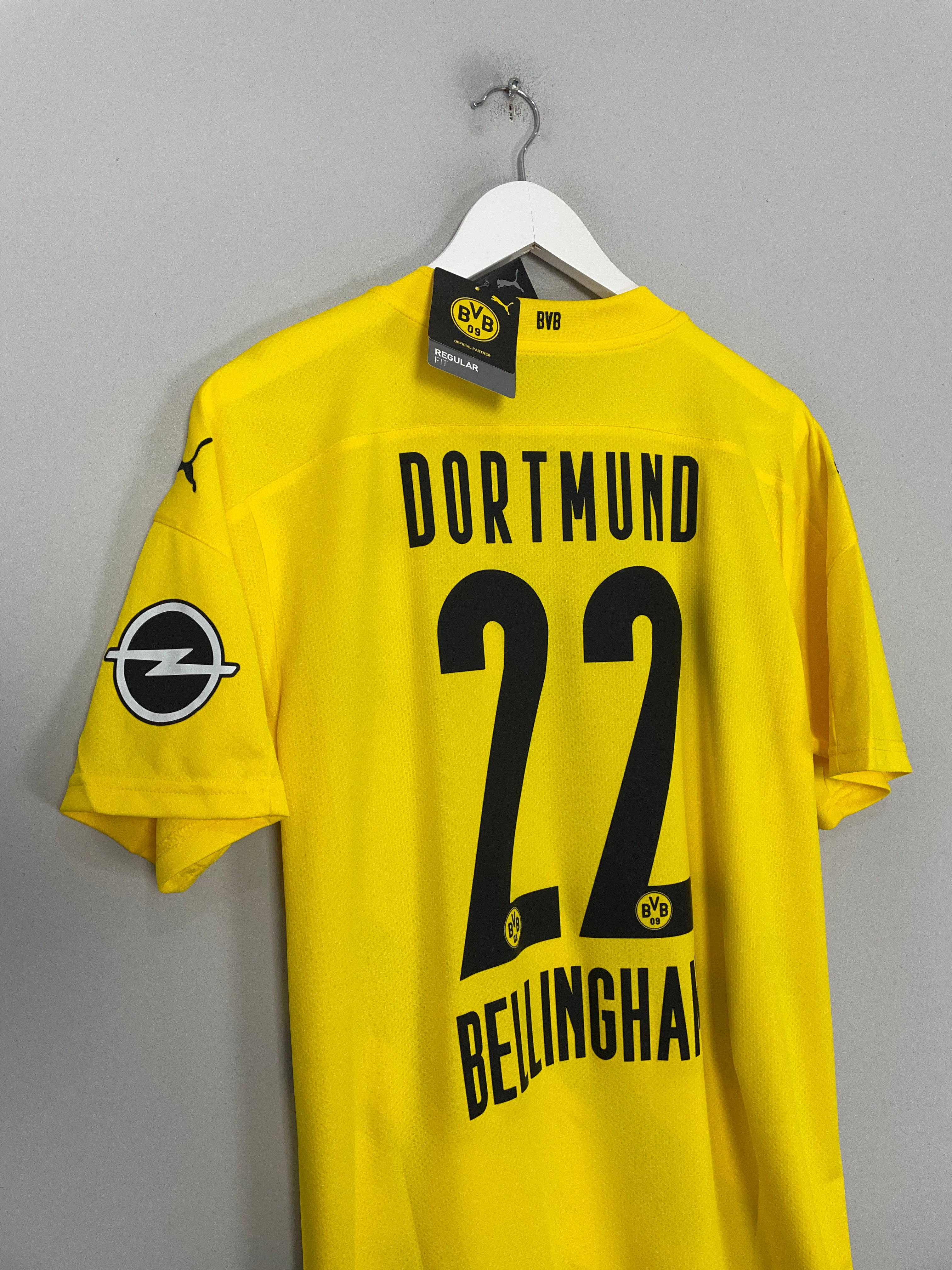 Shop 2020/21 DORTMUND BELLINGHAM #22 *BNWT* HOME SHIRT (L) PUMA, classic football shirts, vintage football shirts & retro soccer jerseys at Cult Kits