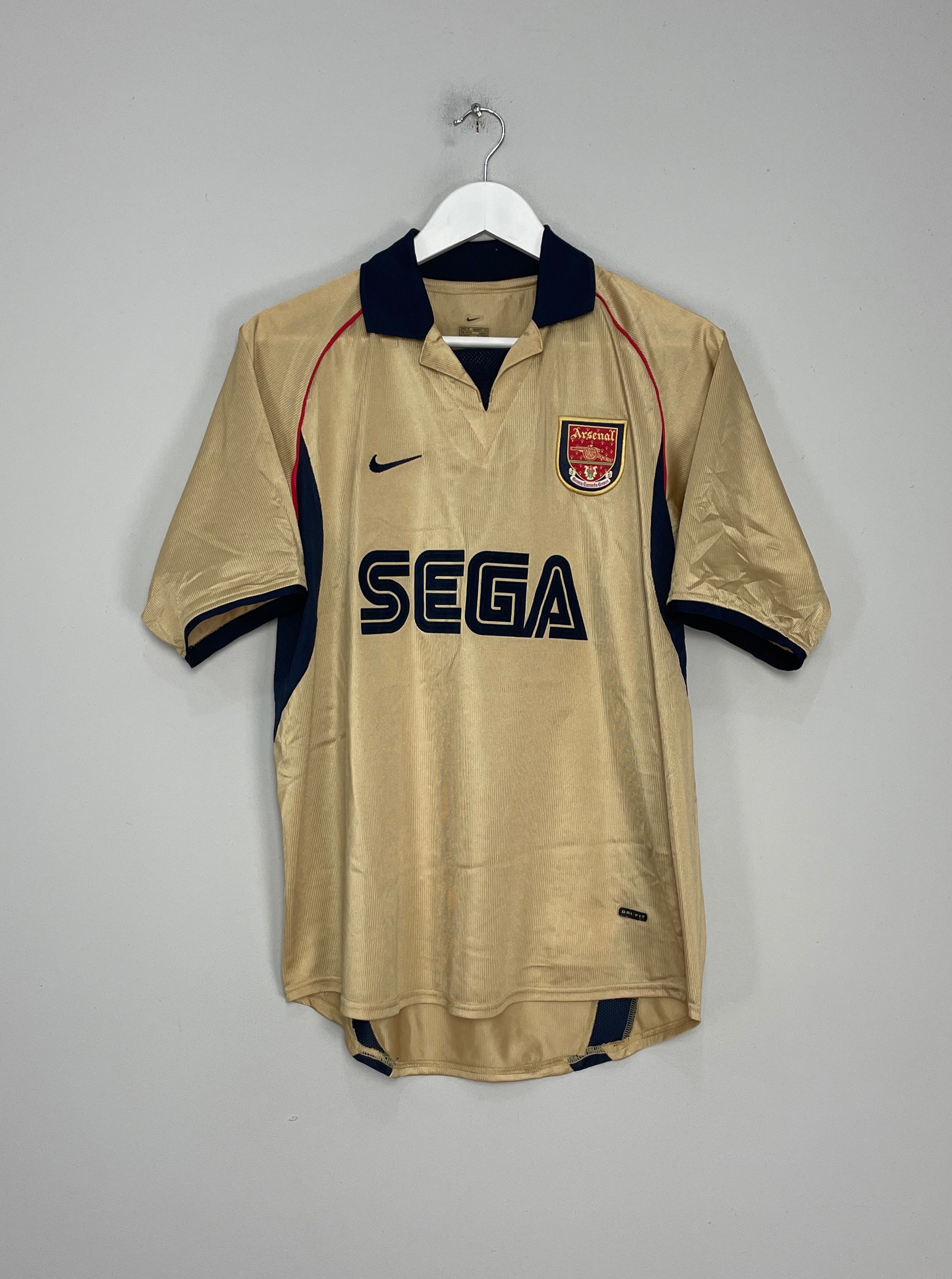 Shop 2001/02 ARSENAL AWAY SHIRT (M) NIKE, classic football shirts, vintage football shirts & retro soccer jerseys at Cult Kits