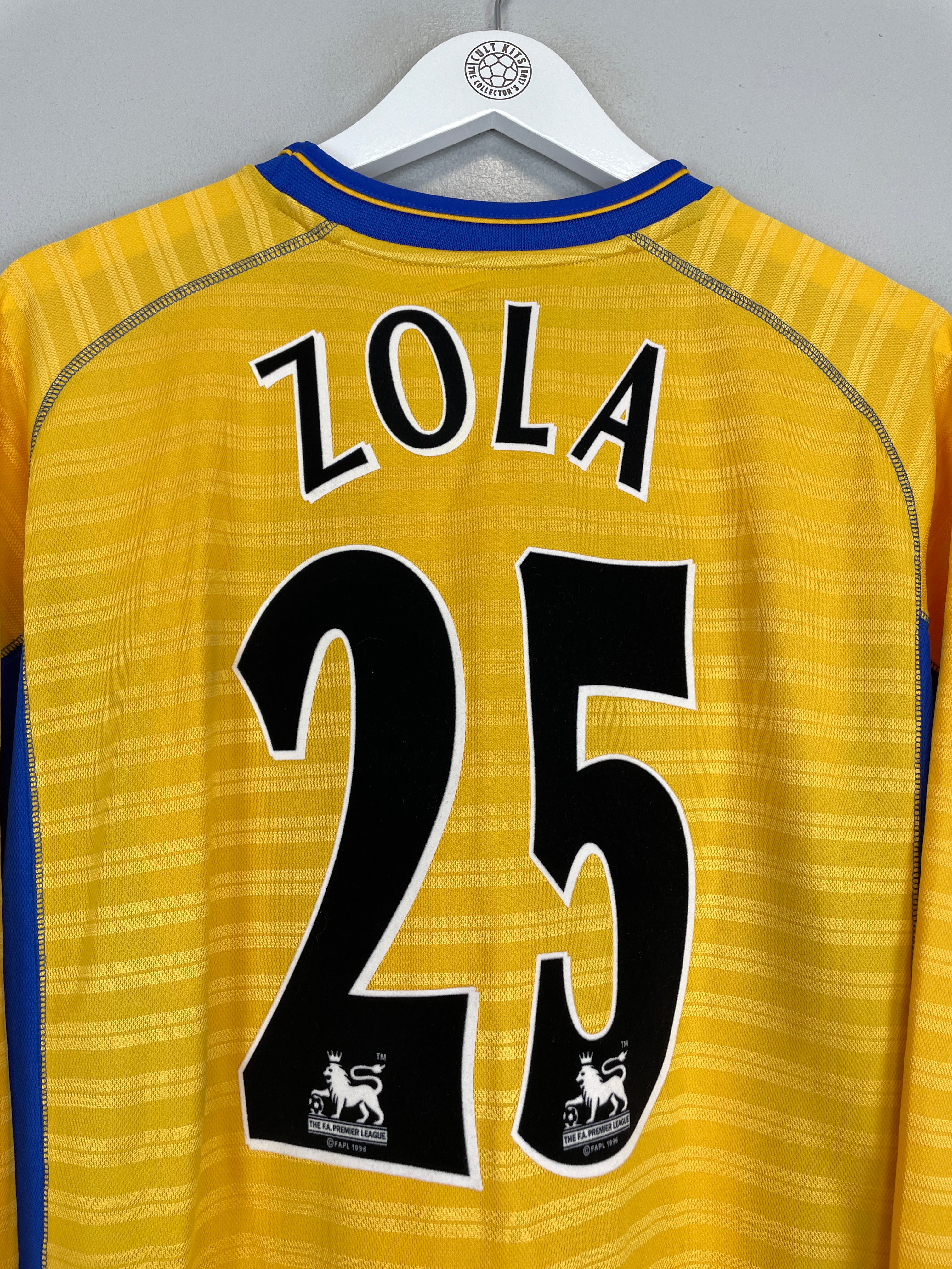 Shop 2000/01 CHELSEA ZOLA #25 L/S AWAY SHIRT (L) UMBRO, classic football shirts, vintage football shirts & retro soccer jerseys at Cult Kits